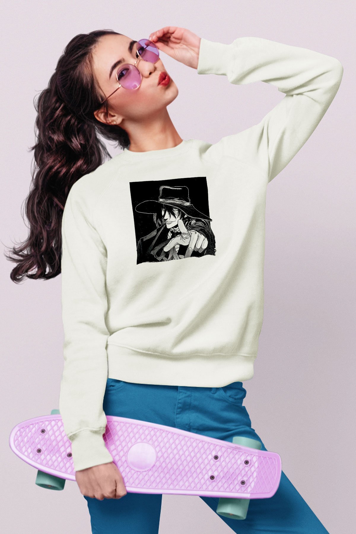 Alucard Baskılı Beyaz Unisex Sweatshirt