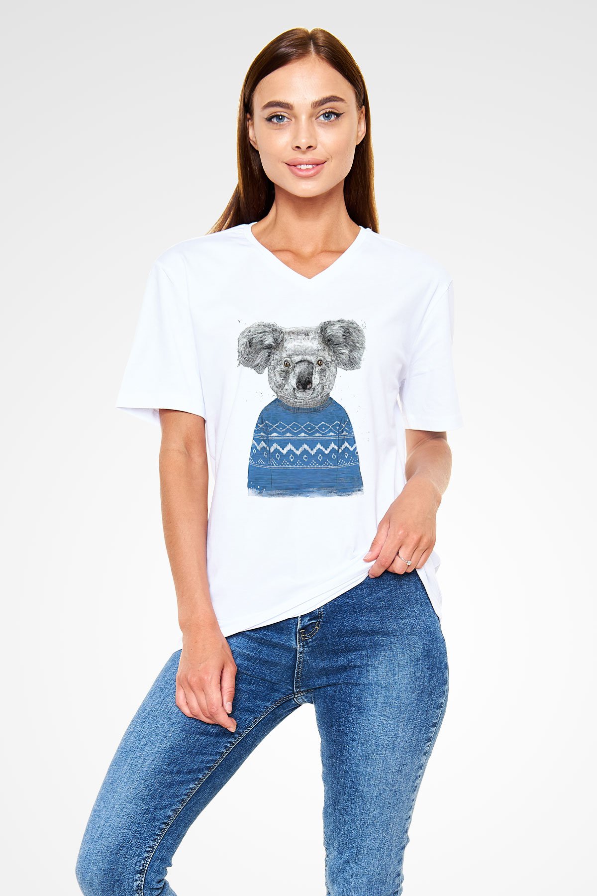 Koala Baskılı Beyaz Unisex V Yaka Tişört - Tshirt
