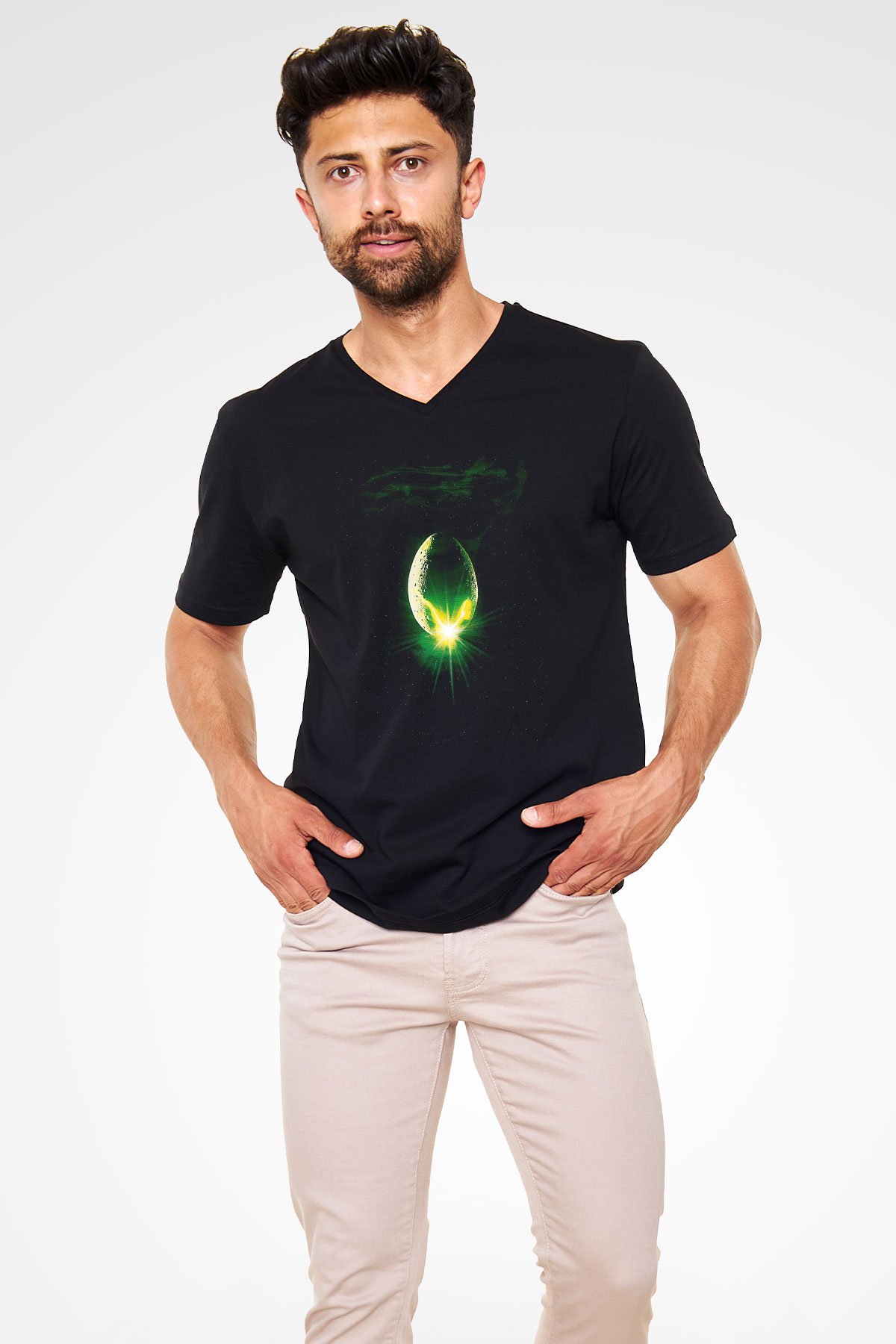 Unisex Yaratık (Alien) Baskılı Siyah V Yaka Tişört