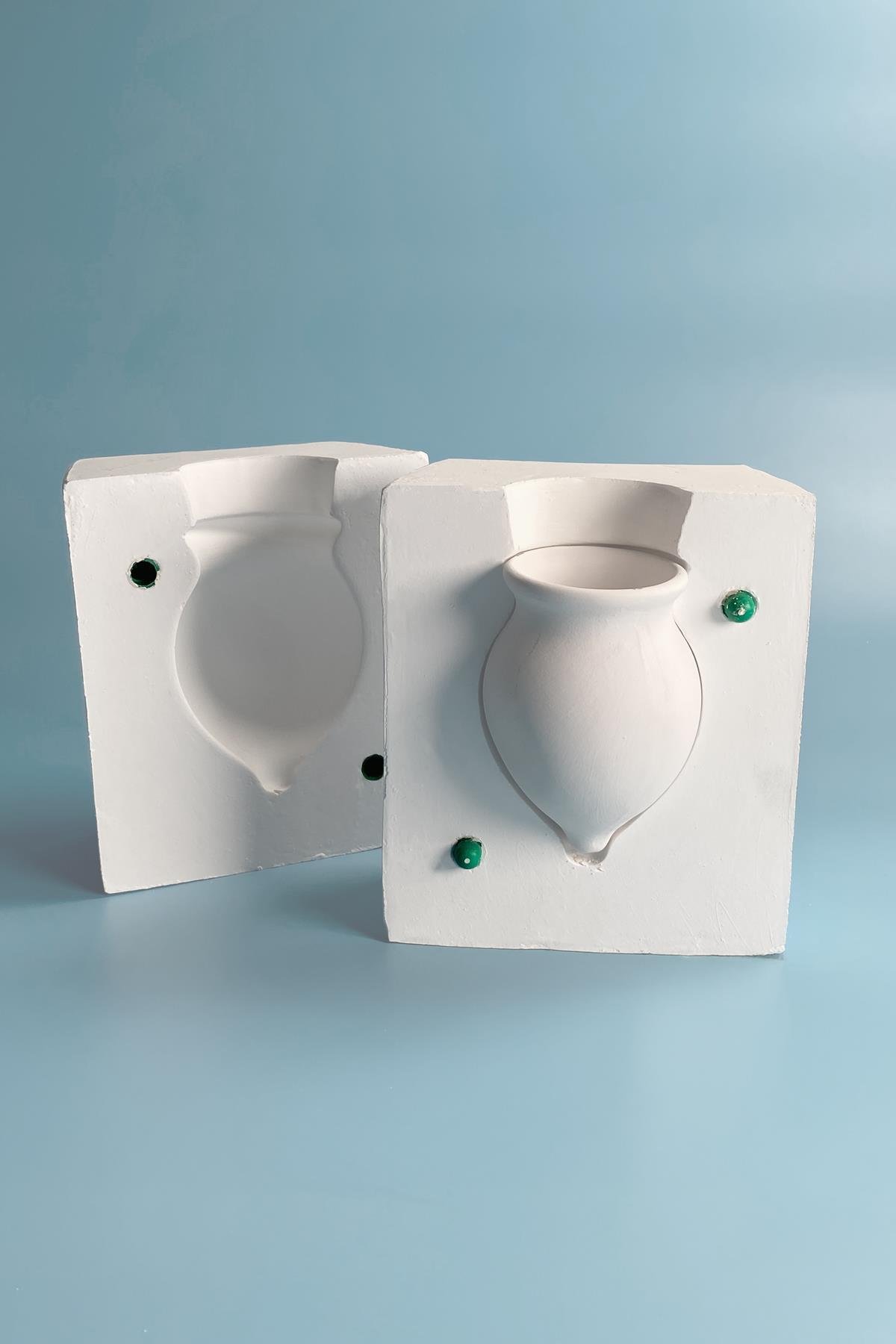 Marani Anfora Plaster Mold