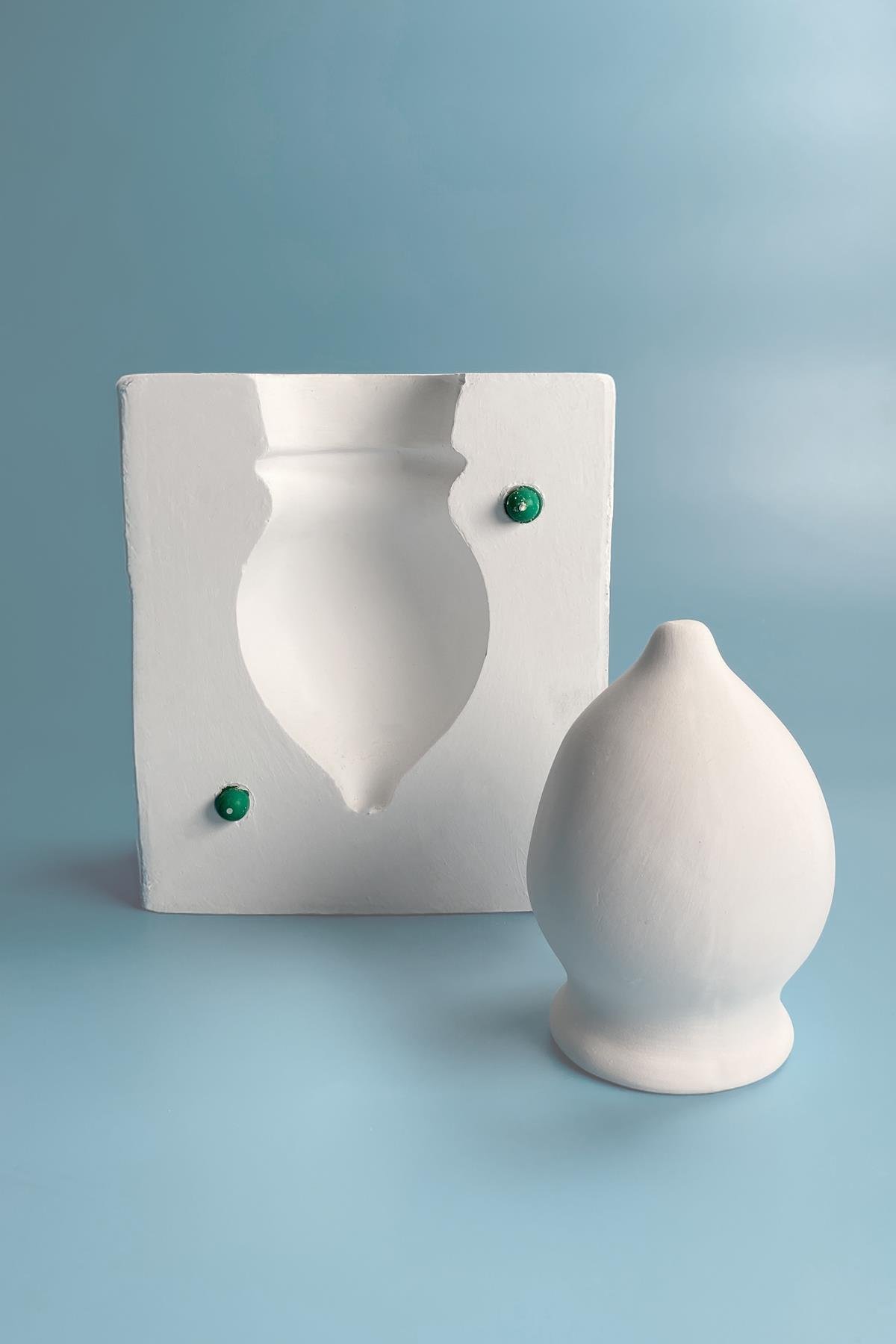 Marani Anfora Plaster Mold