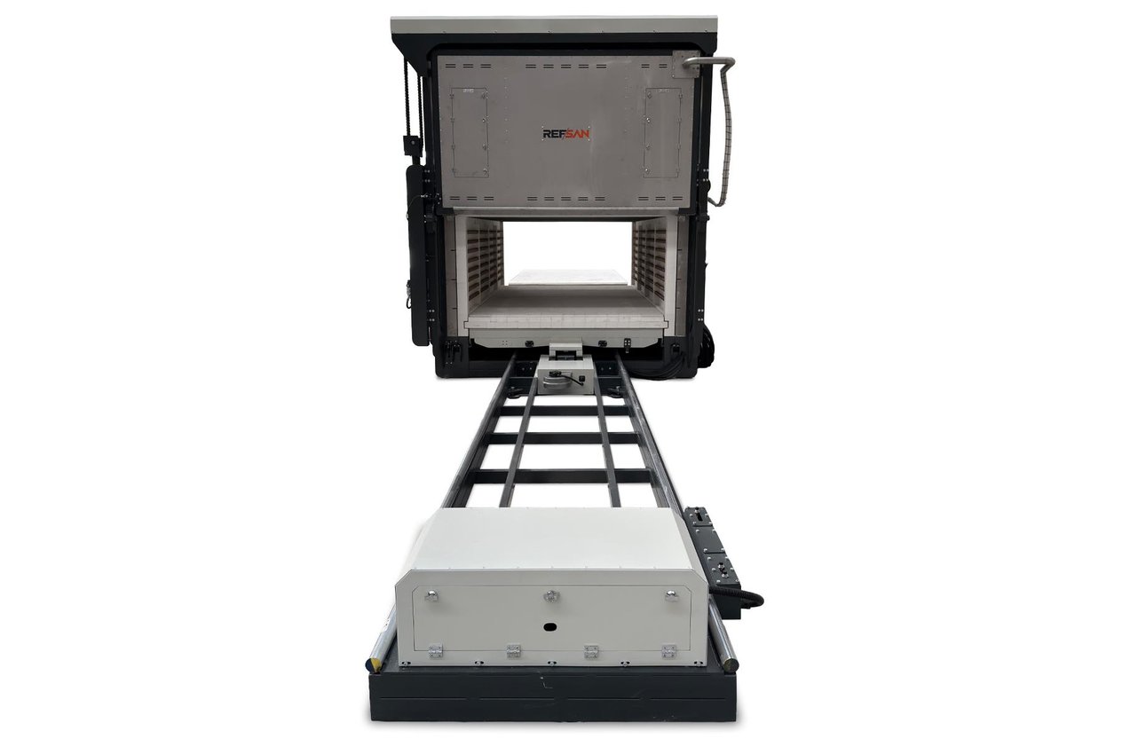 RT2A8000 Arabalı İki Kapılı Isıl İşlem Fırını 8m³