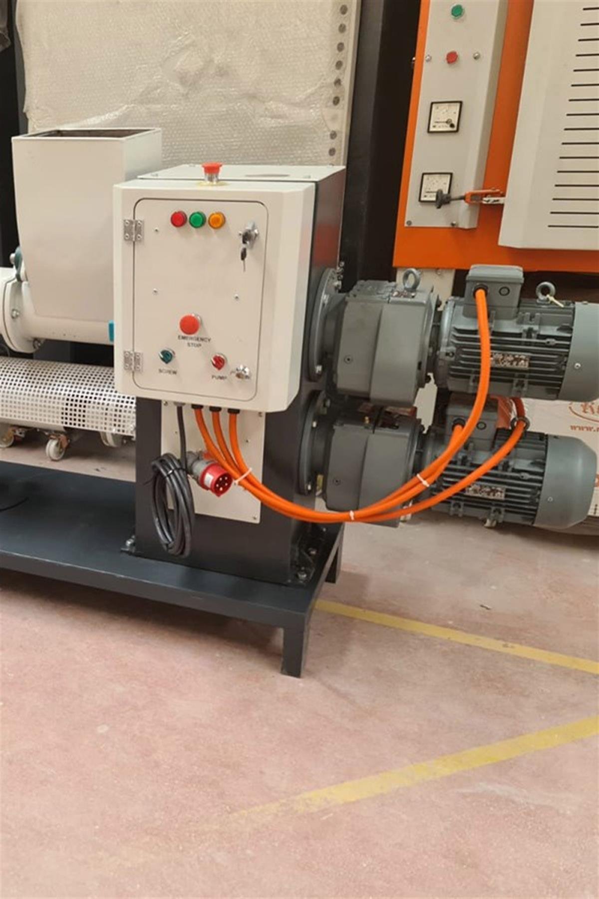 Vakumlu Çamur İşleme Makinesi