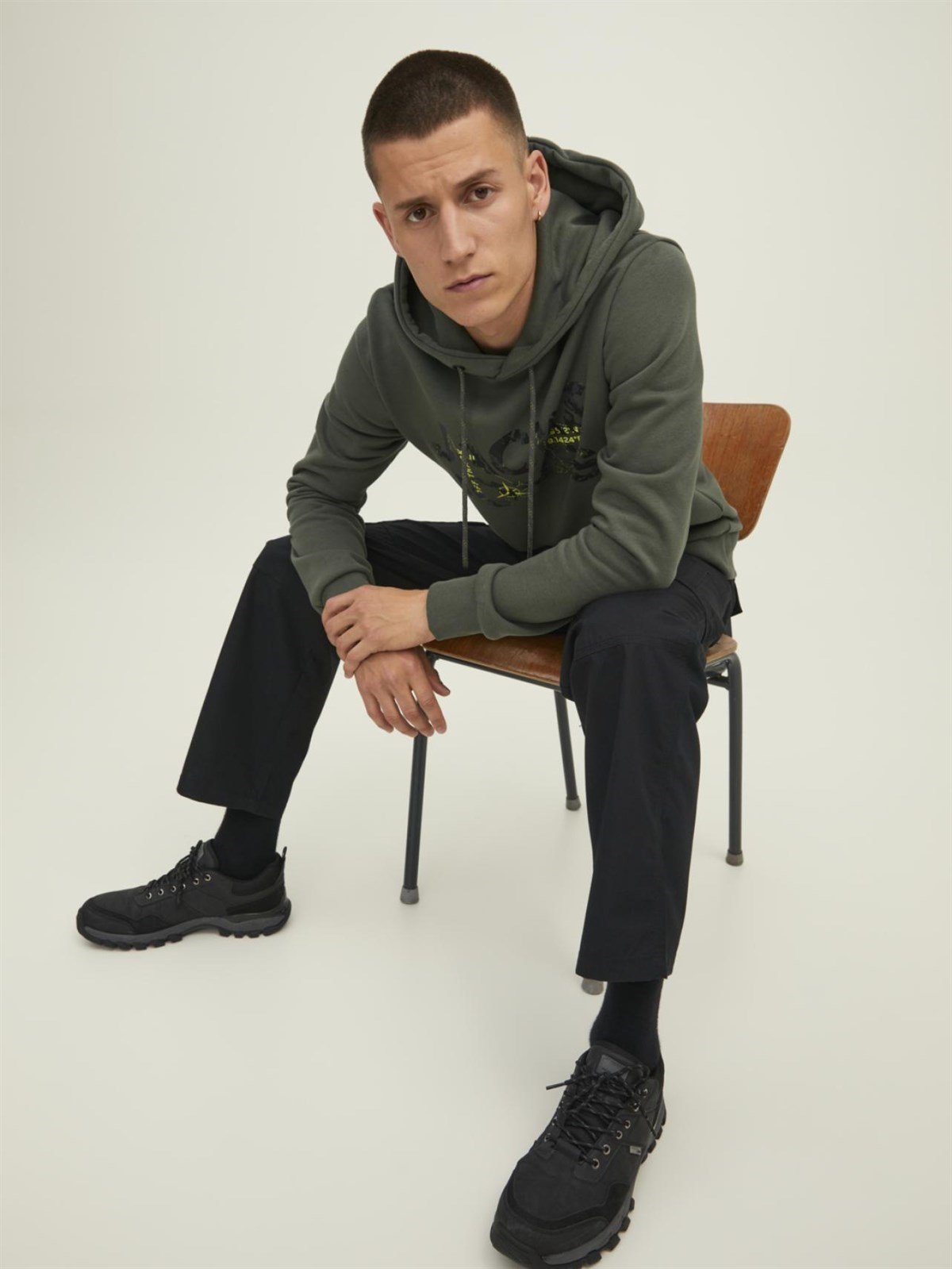 Jack & Jones Erkek Kapşonlu Sweatshirt 12216242 HakV2