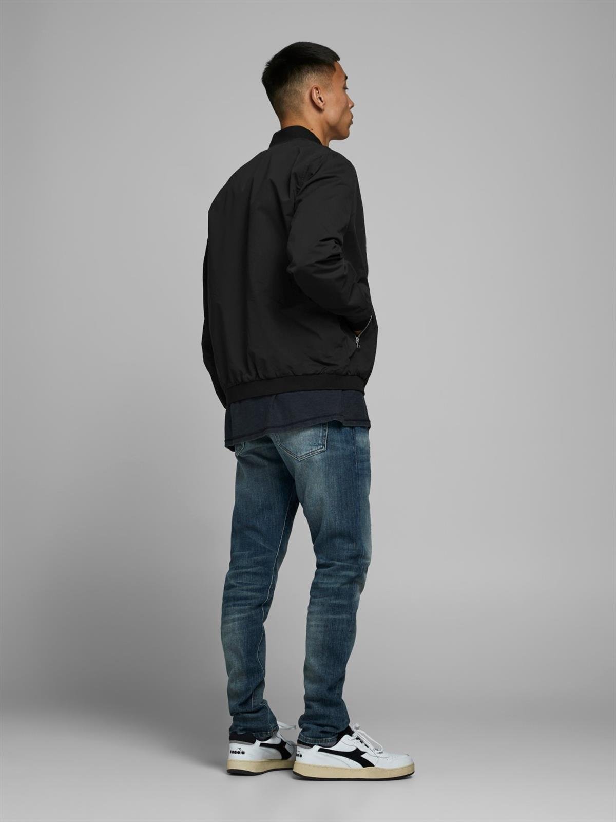 Jack & Jones jerush Bomber Noos Yaka Uzun Kollu Normal Kalıp Erkek Mont 12165203