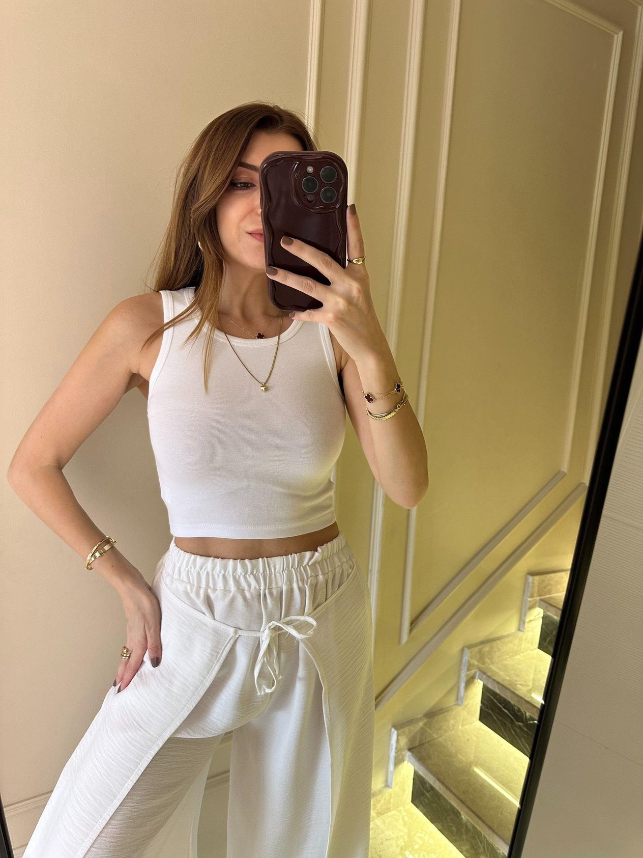 Beyaz Halter Yaka Penye Crop
