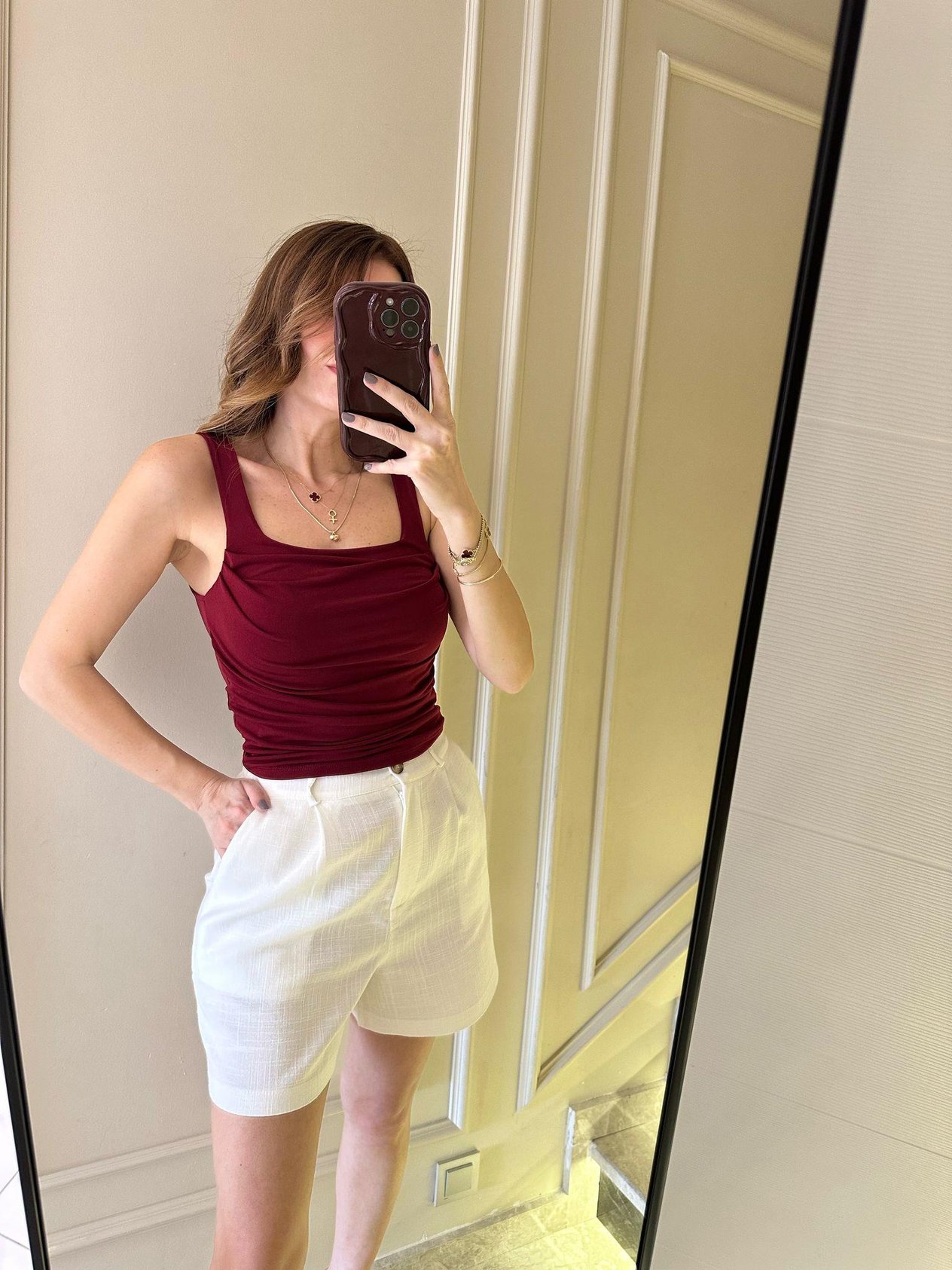 Bordo Kare Yaka Kalın Askı Bluz