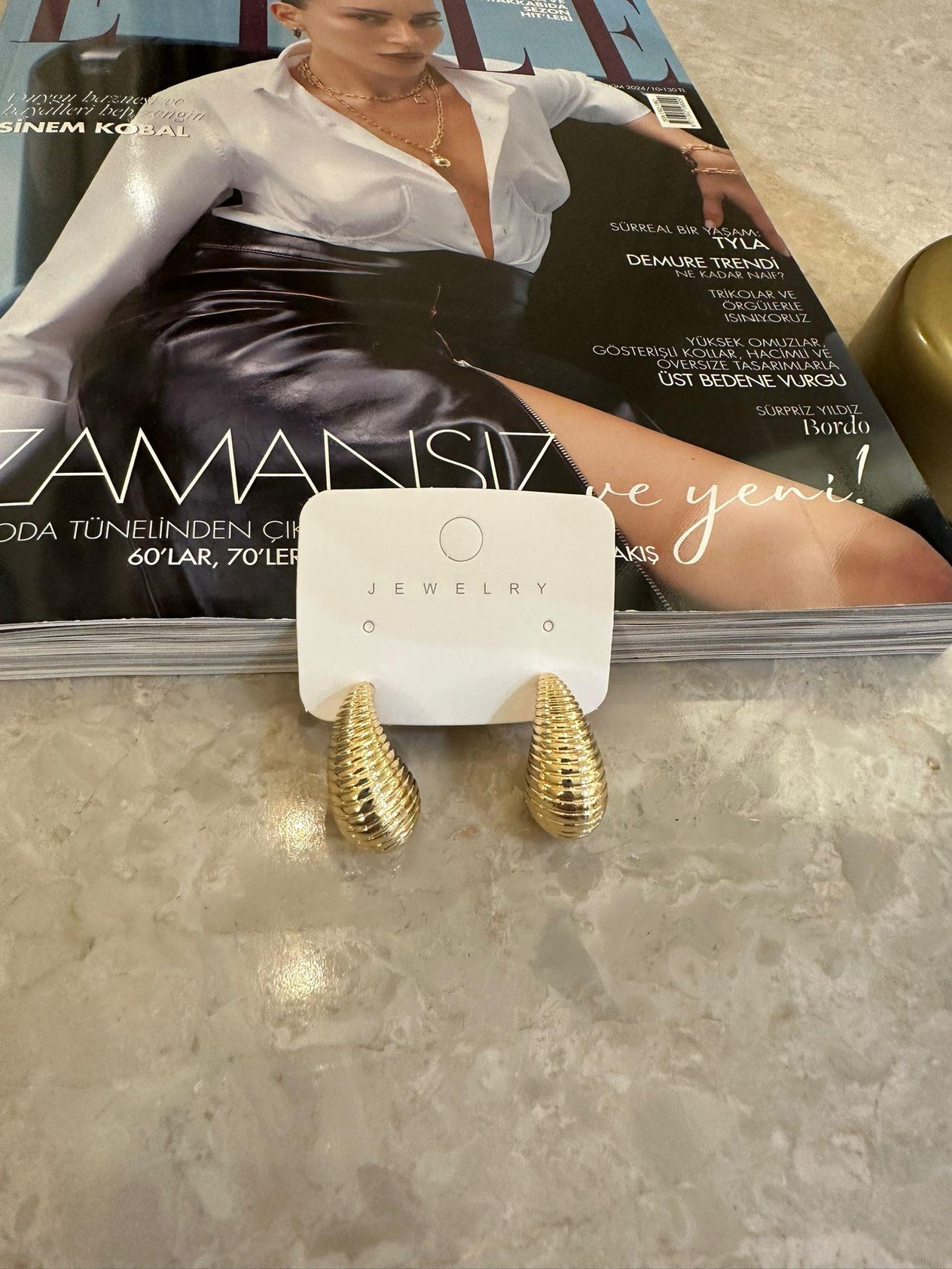 AKSESUARGold Tırtıklı Damla Küpe
