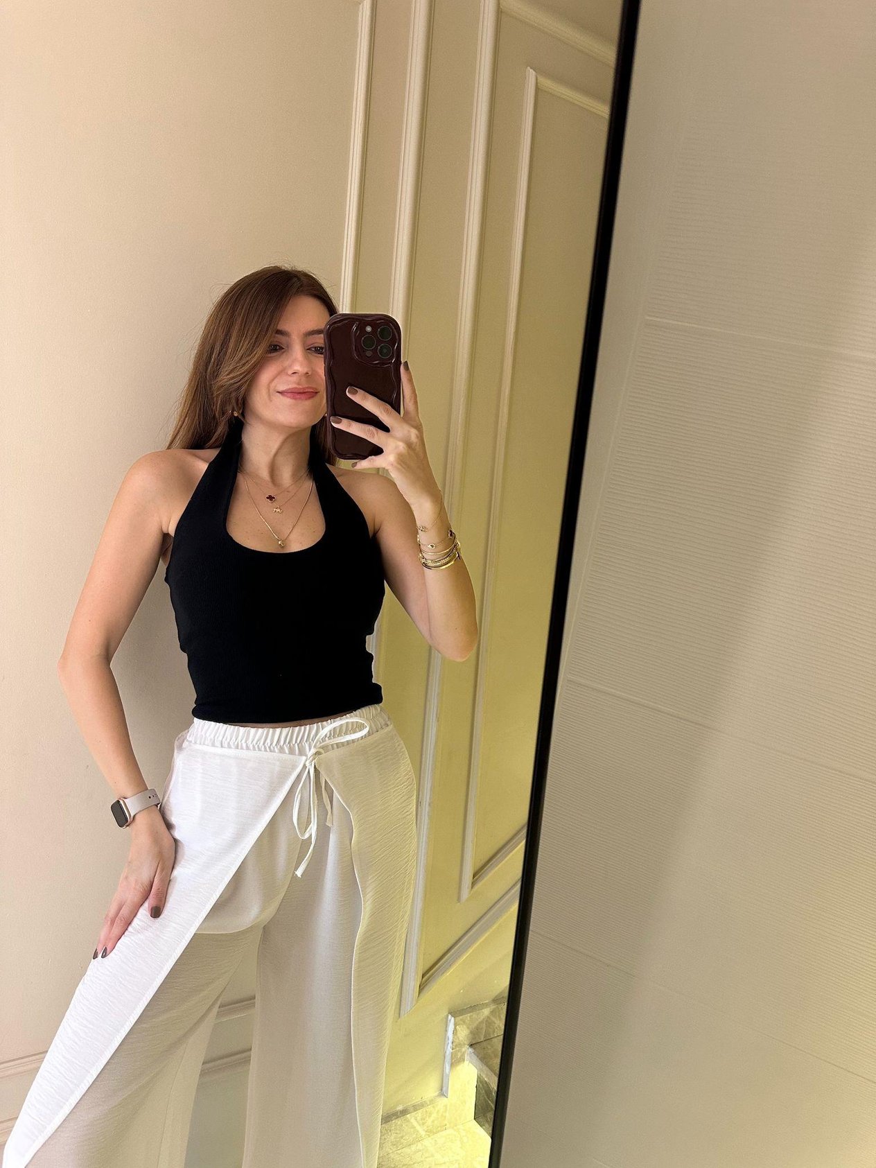 Siyah Boyundan Geçmeli Fitilli Bluz