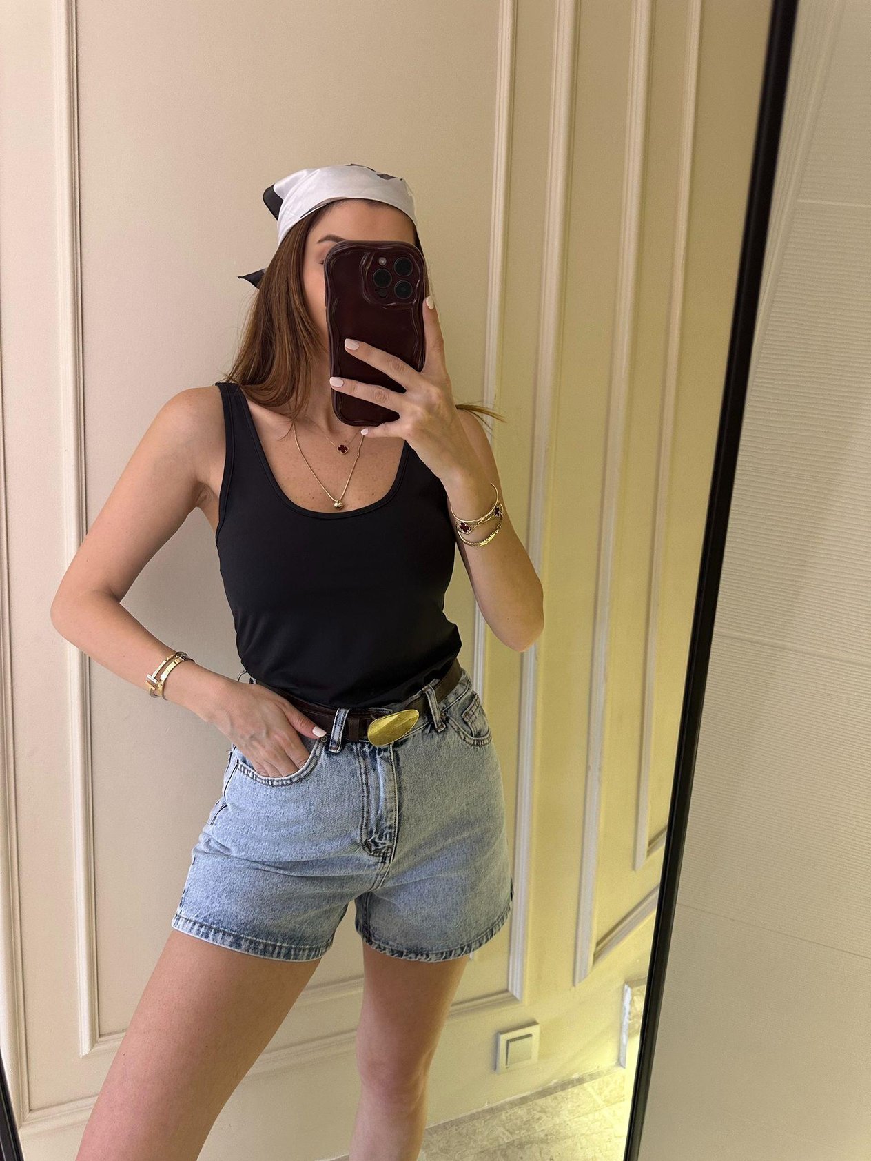 Siyah Sıfır Kol Sandy Bluz