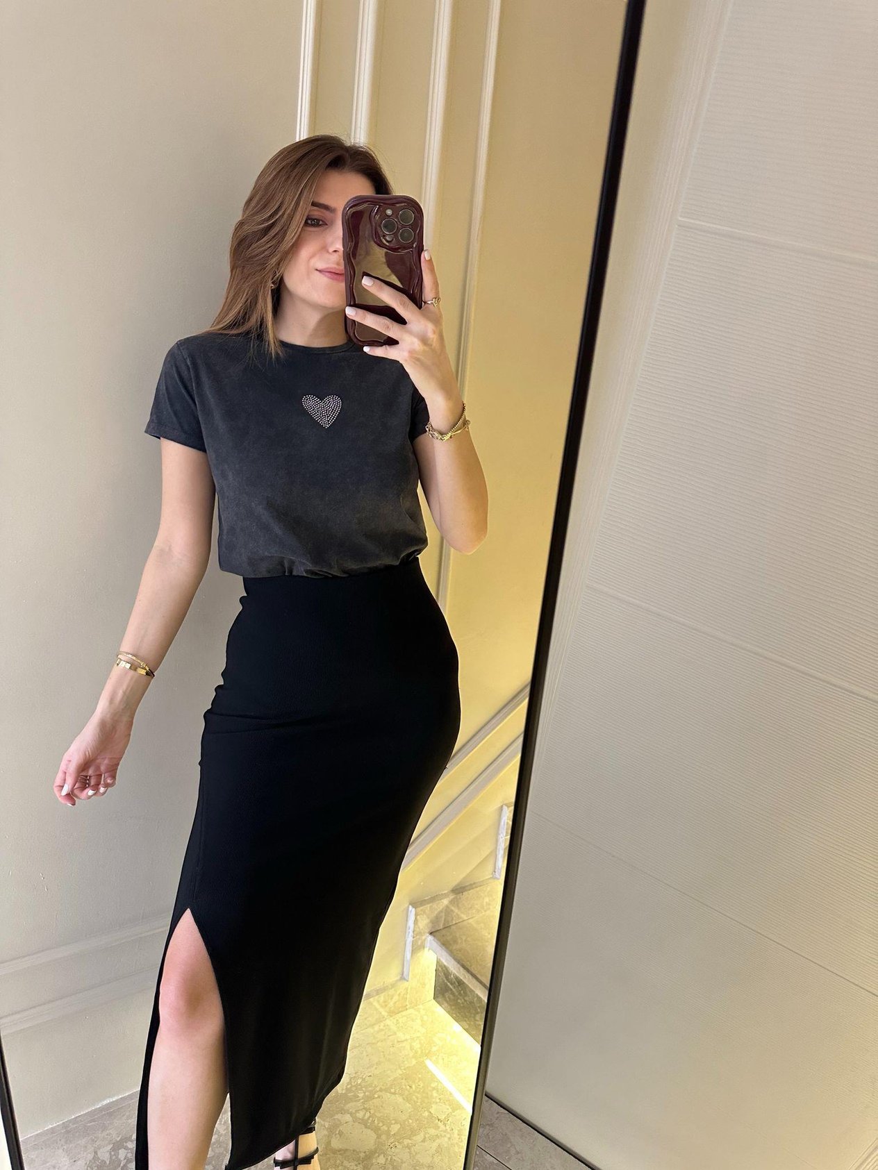Bisiklet Yaka TişörtYıkamalı Taşlı Kalpli Tişört