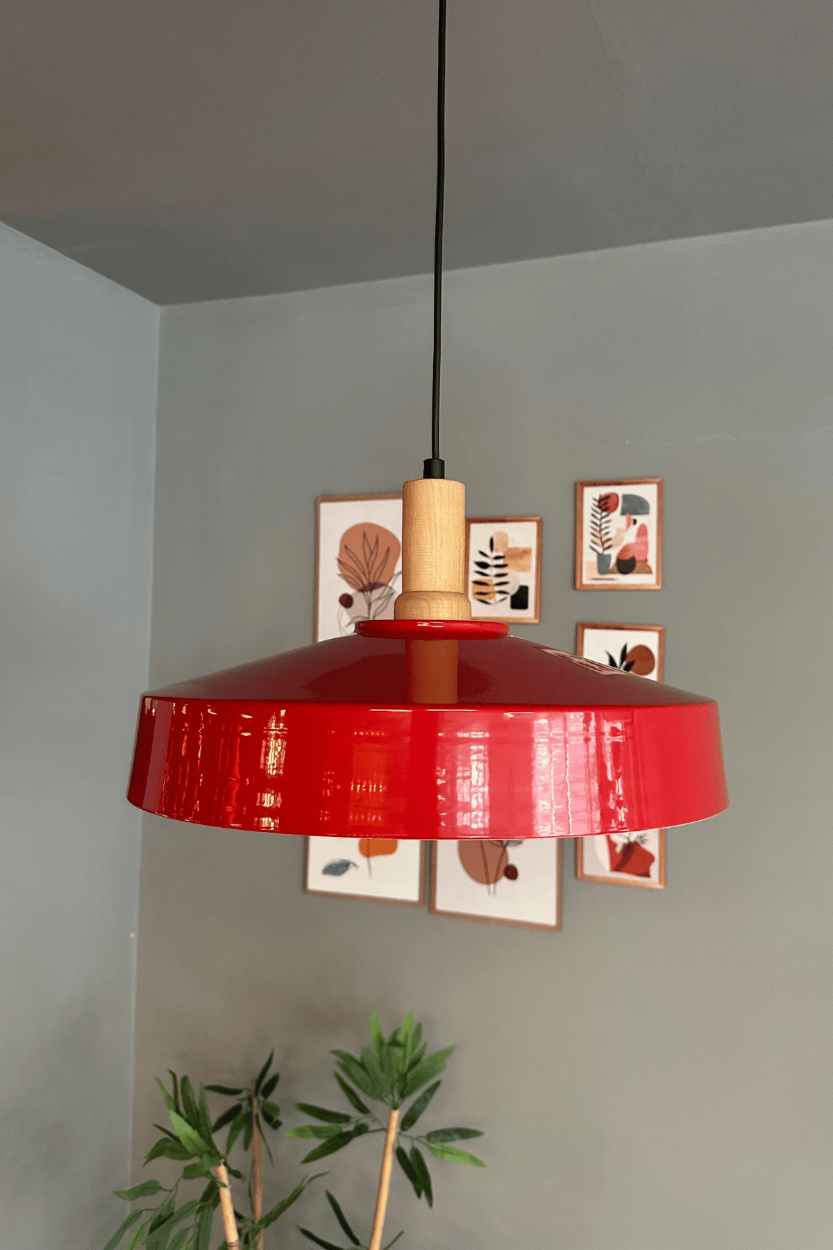 Açe Kırmızı Tekli Fener Ahşap Başlık Avize Retro Sarkıt Ofis Showroom Salon Mutfak Avizeleri