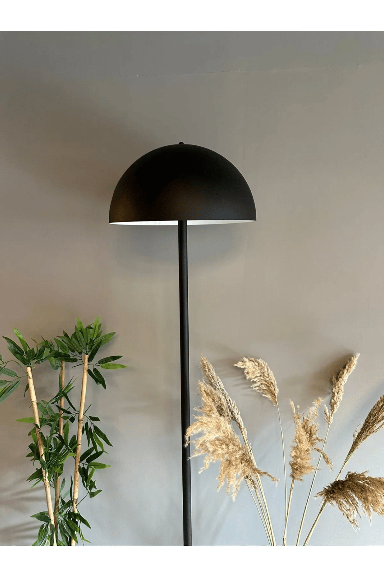 Bamyum Siyah Lambader Modern Dekoratif Metal Oturma Odası Çalışma Odası Zemin Lambası 170 Cm Kablo