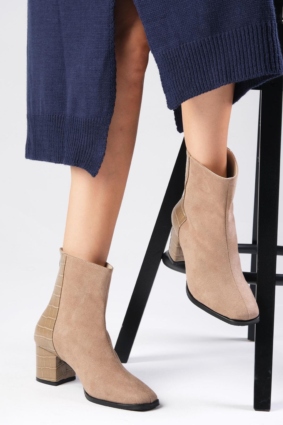 Vizon Renk Süet ve Krokodil Desenli Kısa Topuklu Bot-Thick Heels-Mio Gusto-02222MIP