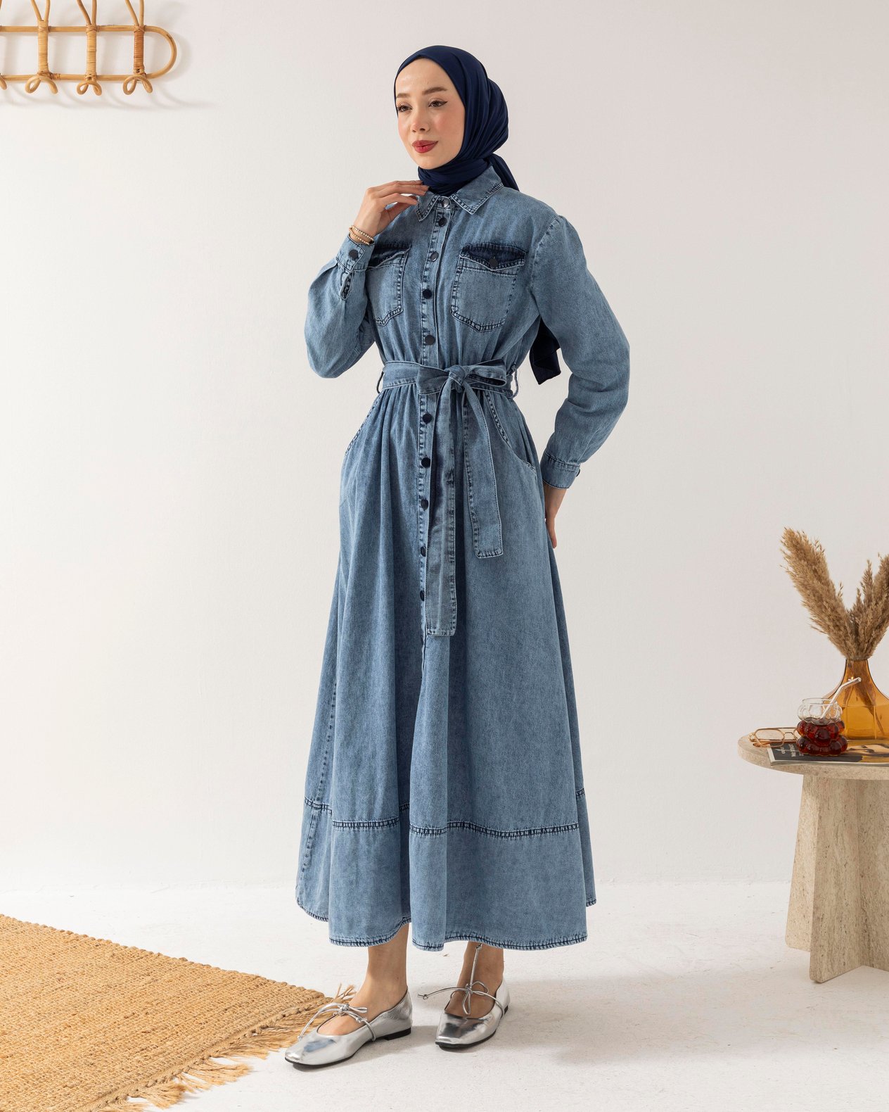 Boydan Düğmeli Cep Detaylı Mavi Denim Elbise