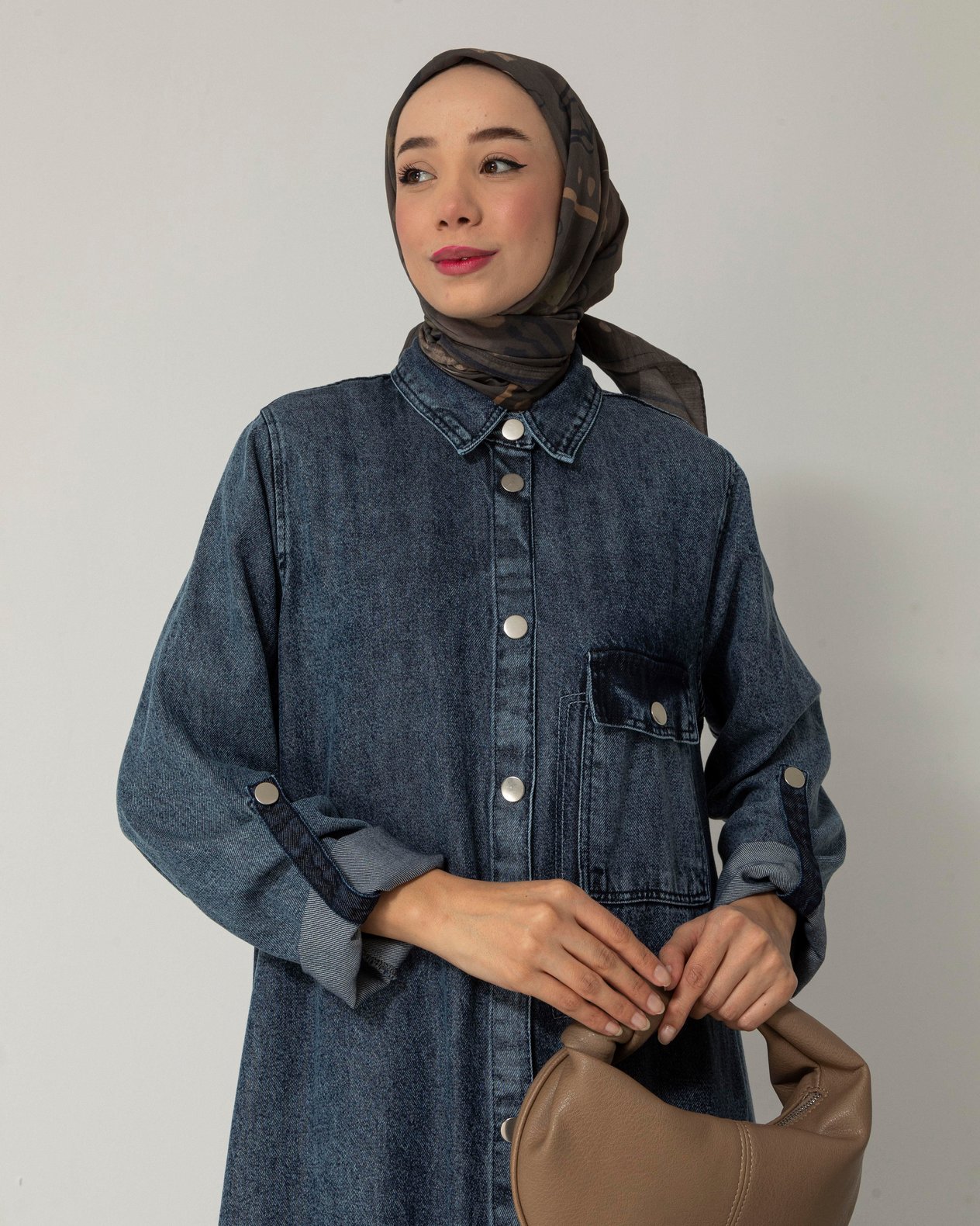 Cep Detaylı Çıt Çıt Düğmeli Mavi Denim Kap