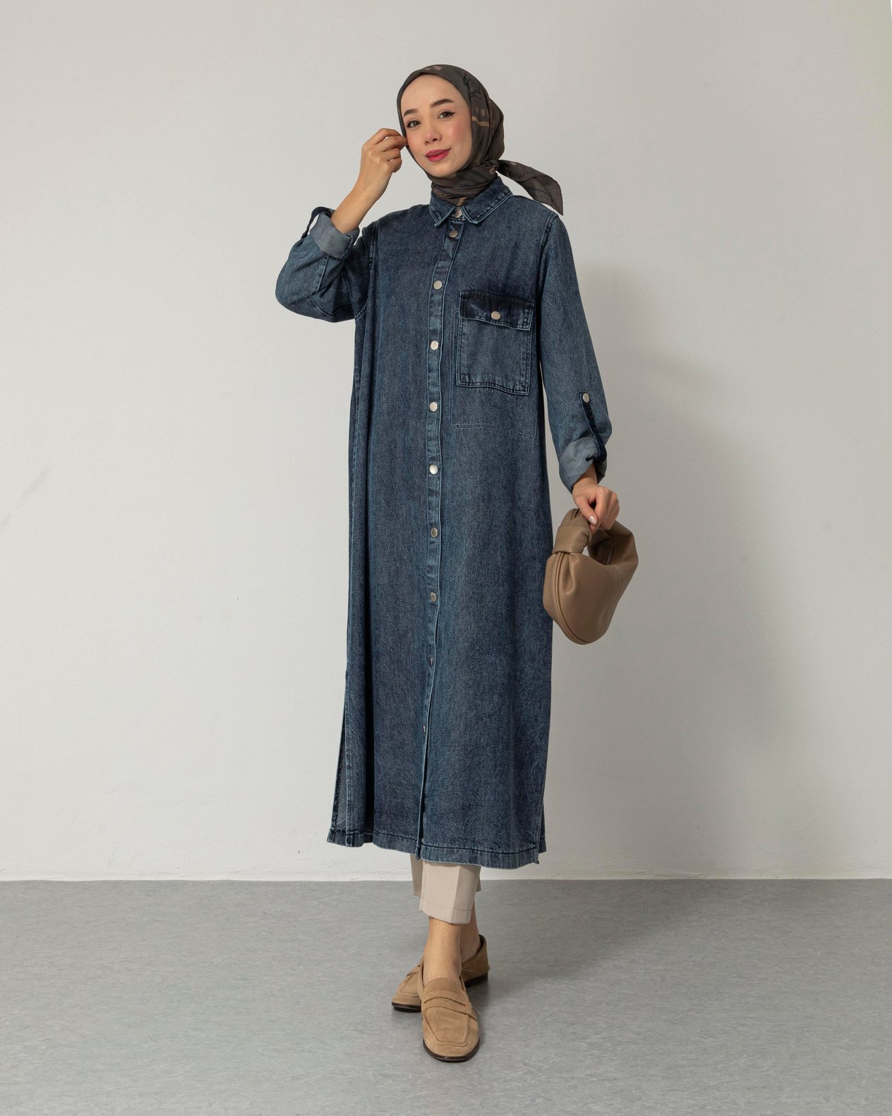 Cep Detaylı Çıt Çıt Düğmeli Mavi Denim Kap