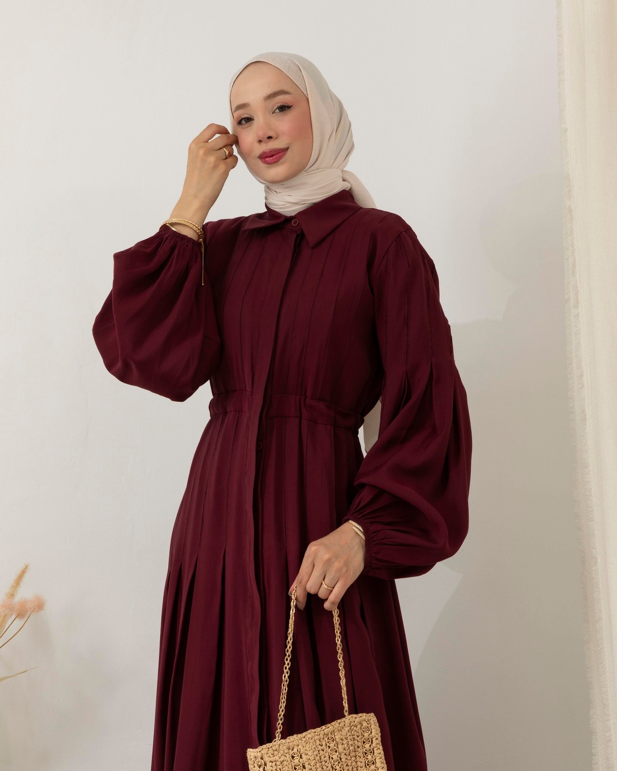 Dikiş Detaylı Bordo Elbise