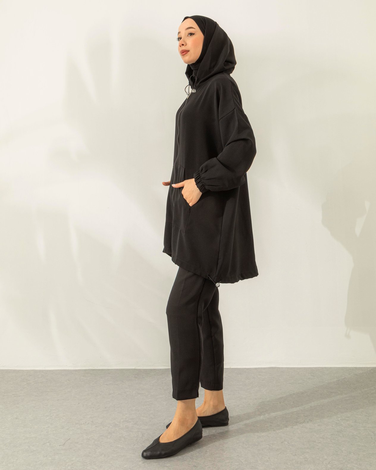 Fermuarlı Siyah Sweat Kap