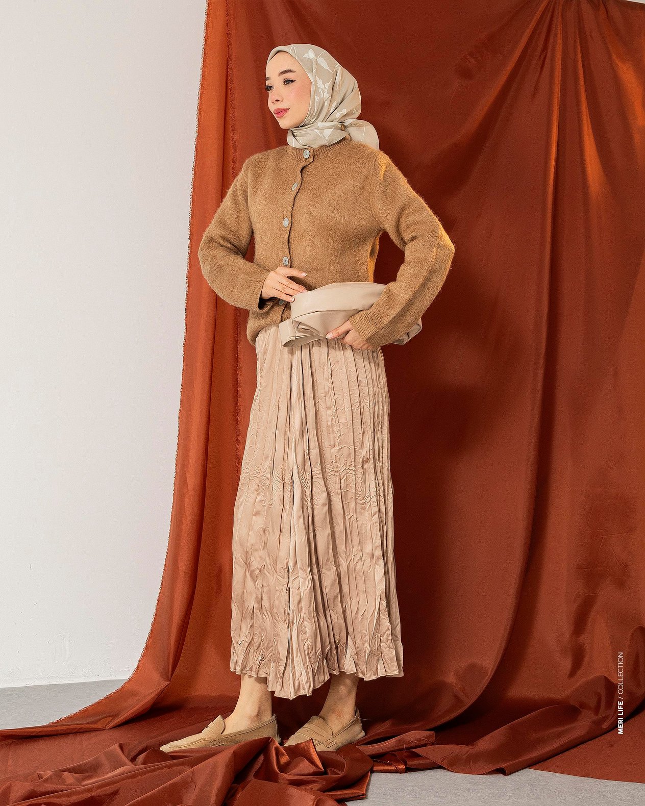 Tüy Dokulu Camel Hırka