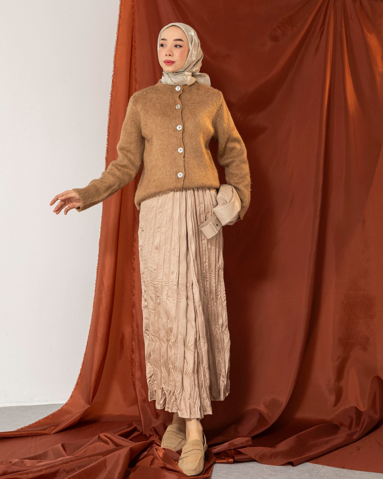 Tüy Dokulu Camel Hırka