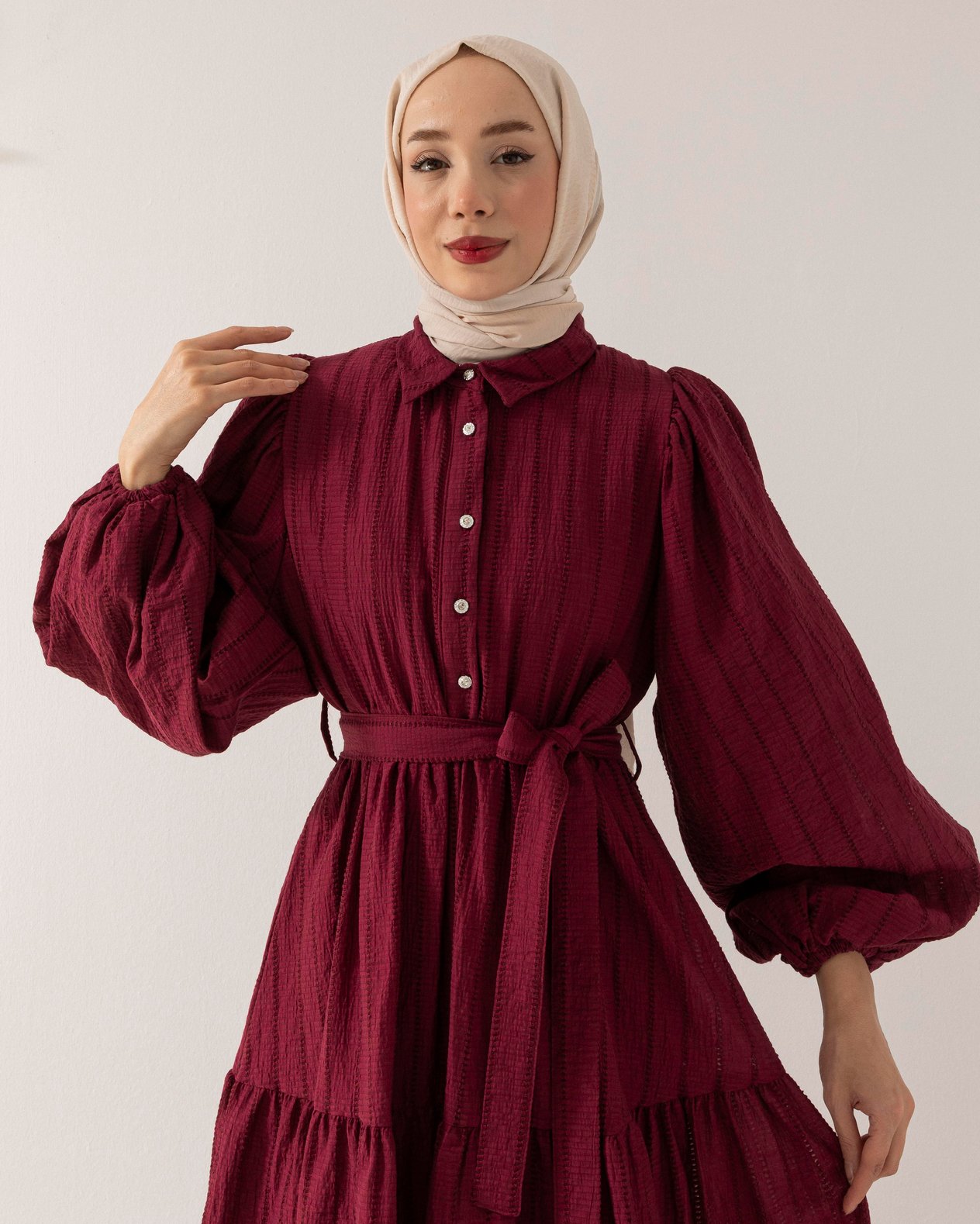 Yarım Düğmeli Bordo Elbise