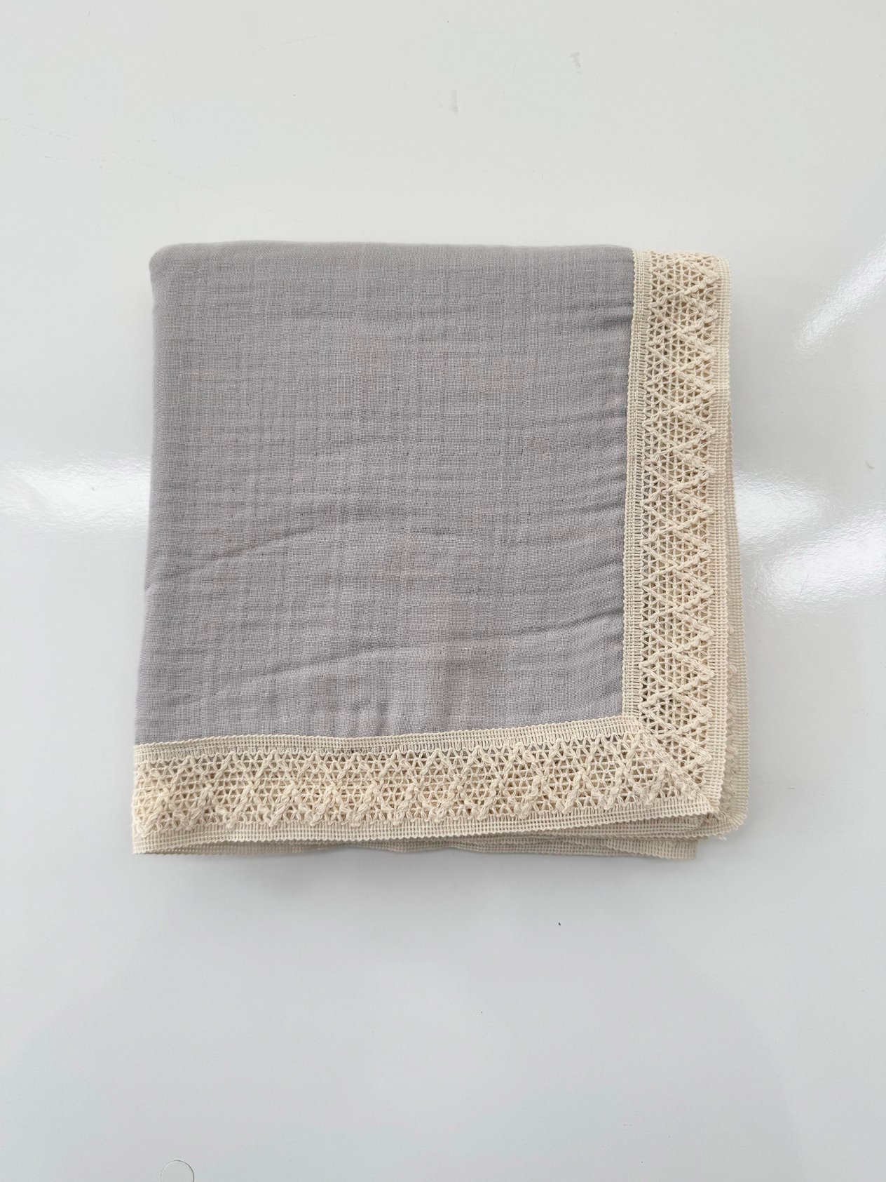Jaju Baby 100x100 cm 4 Katlı Gri Güpürlü Müslin Battaniye Çok Amaçlı Battaniye