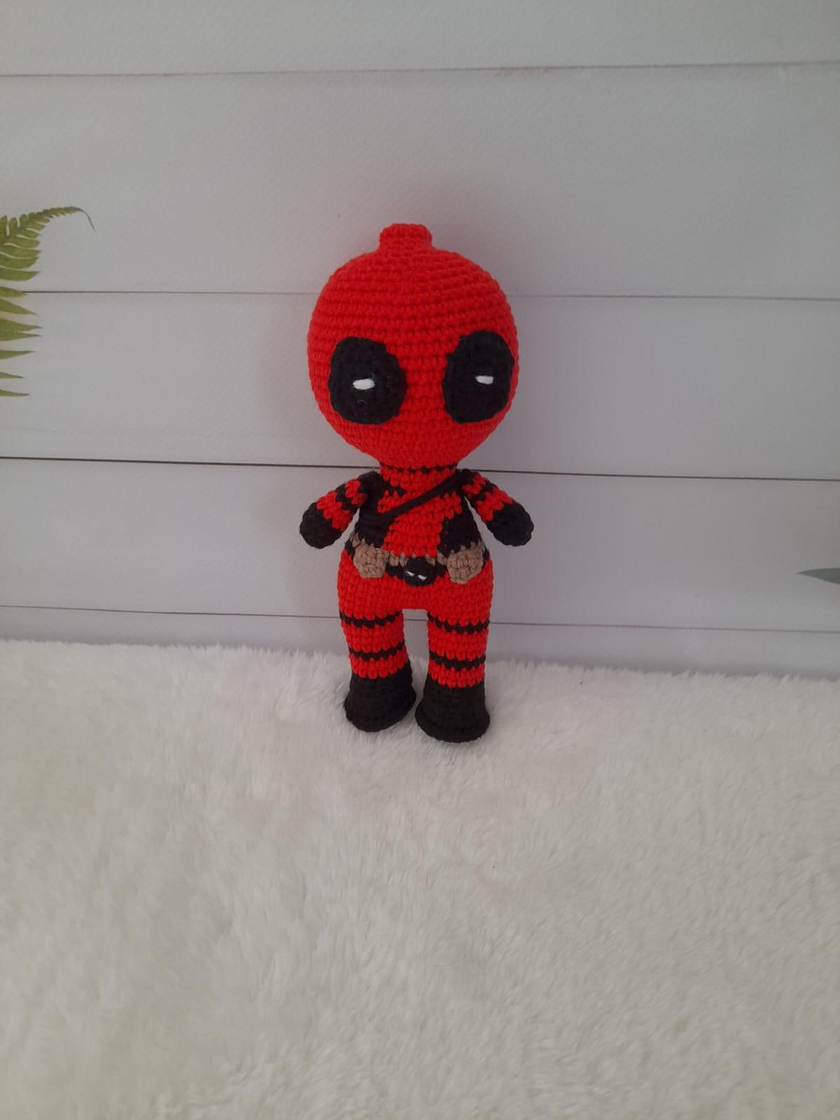 Jaju Baby Kırmızı Deadpool Çizgi Roman Erkek Çocuk  Amigurumi Oyuncak 