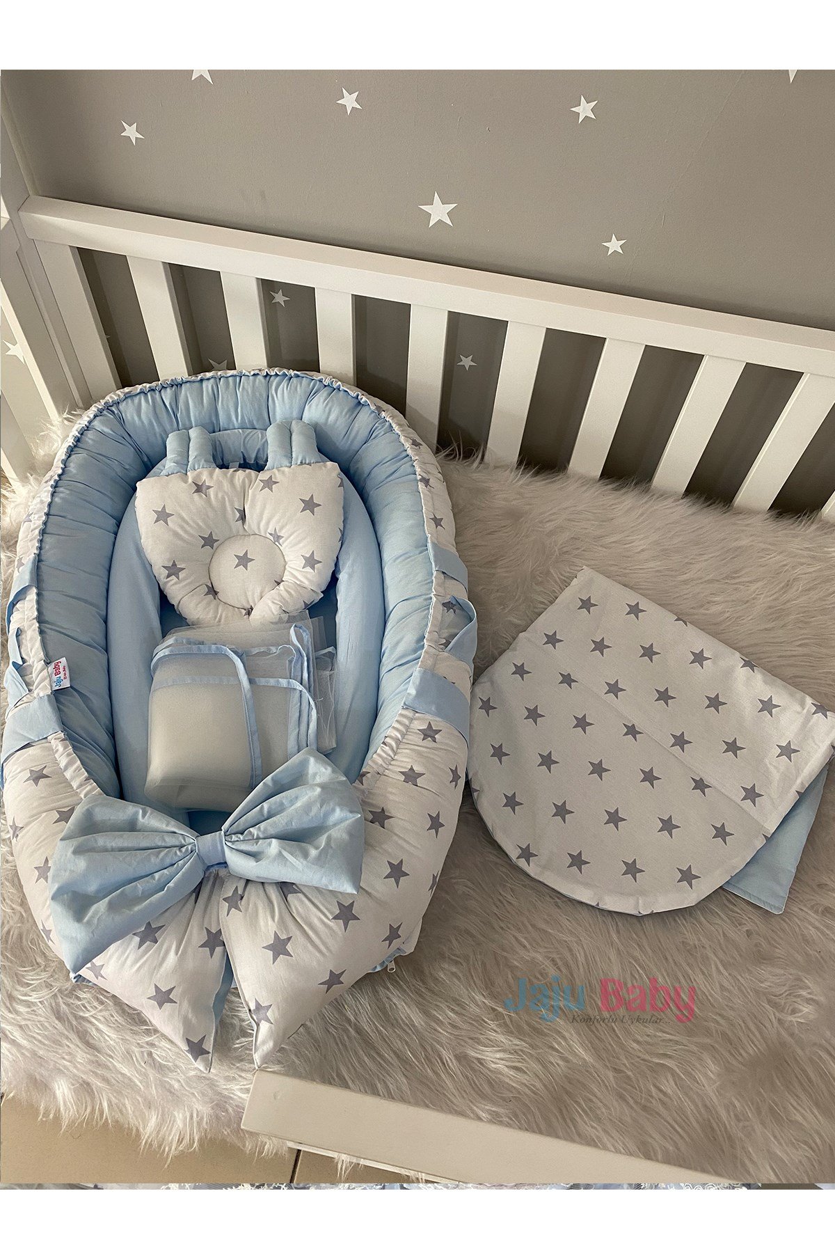 Jaju Baby Mavi Kulaklı Cibinlik ve Oyuncak Aparatlı Lüx Tasarım Babynest