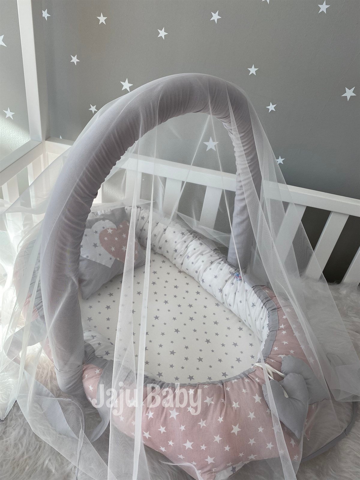 Jaju Baby Pudra Yıldız Desenli Cibinlik ve Oyuncak Askılı Lüx Tasarım Babynest