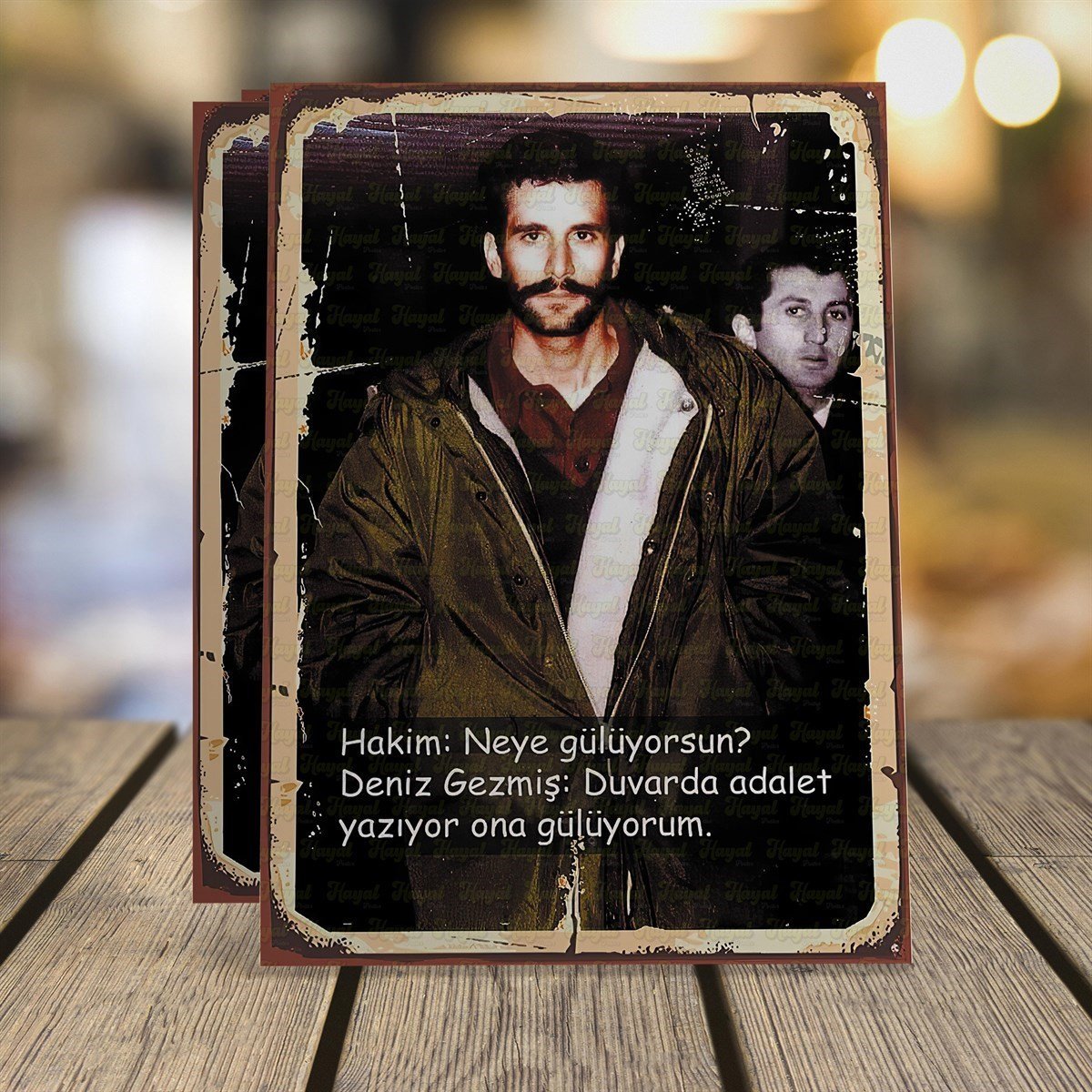 Deniz Gezmiş Adalet Ahşap Retro