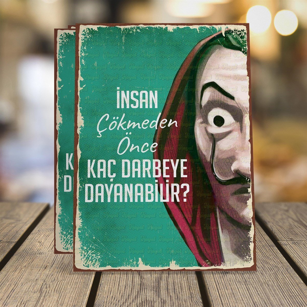 İnsan Çökmeden Önce Ahşap Retro