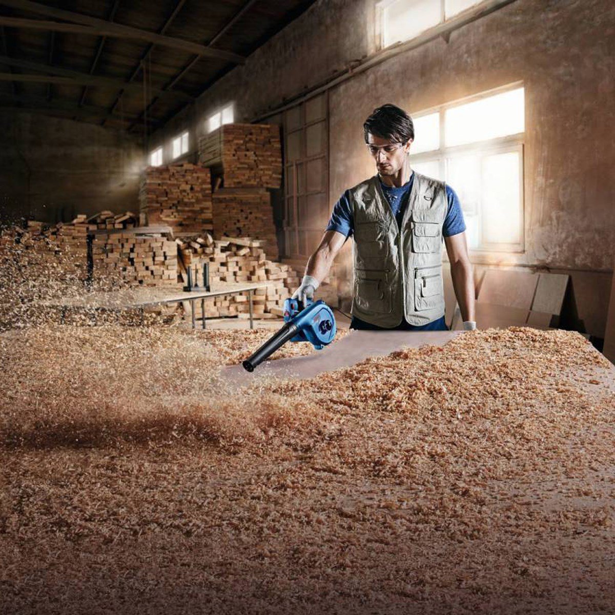 BOSCH GBL 800E CE Üfleyici