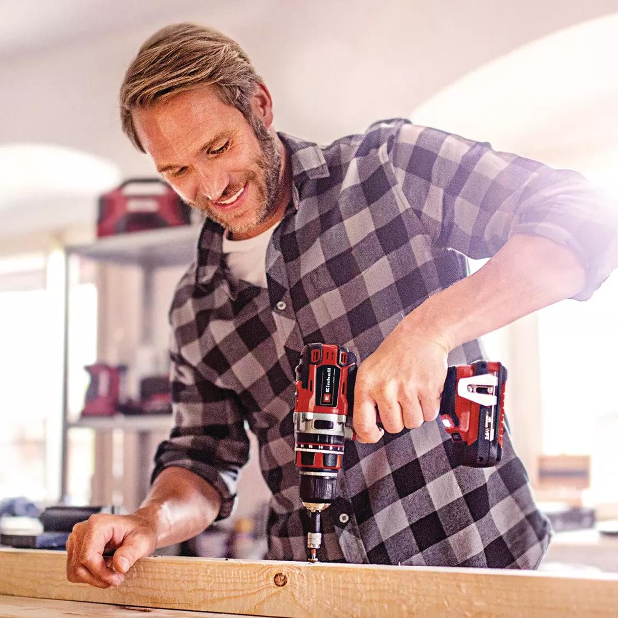 Einhell Tp-Cd 18/50 Li i Bl Kömürsüz 18V 2AH Çift Akülü  Darbeli Matkap + 42 parça Vidalama Uç Seti  M-CASE Kutu