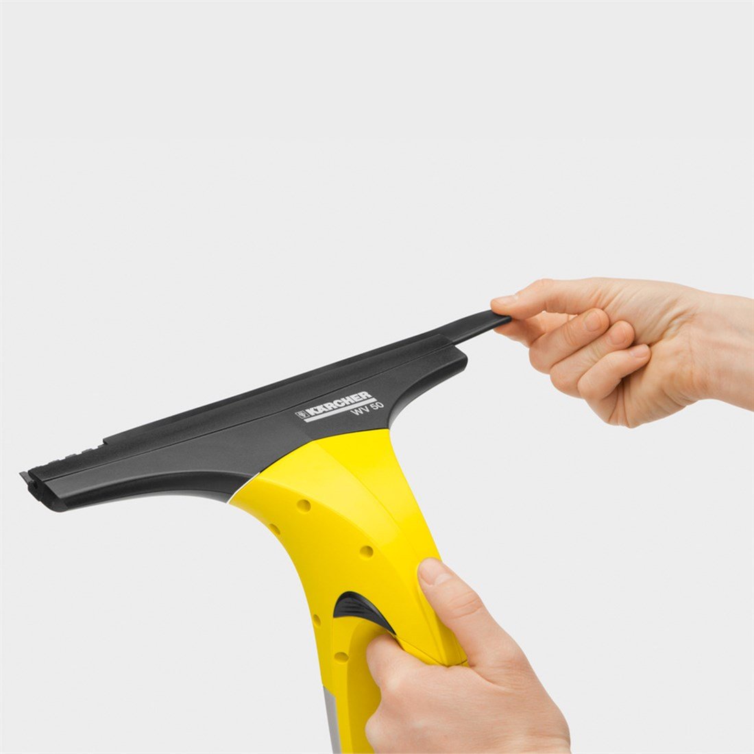 Karcher Wv 50 Plus Akülü Cam Temizleme Makinesi - 16331170