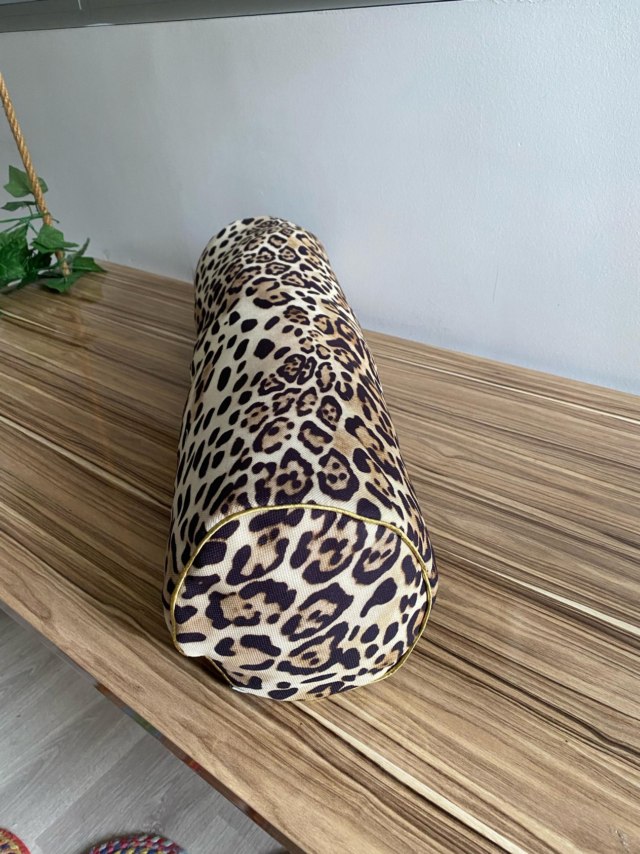 E543 LEOPAR DESEN SİLİNİDİR KIRLENT