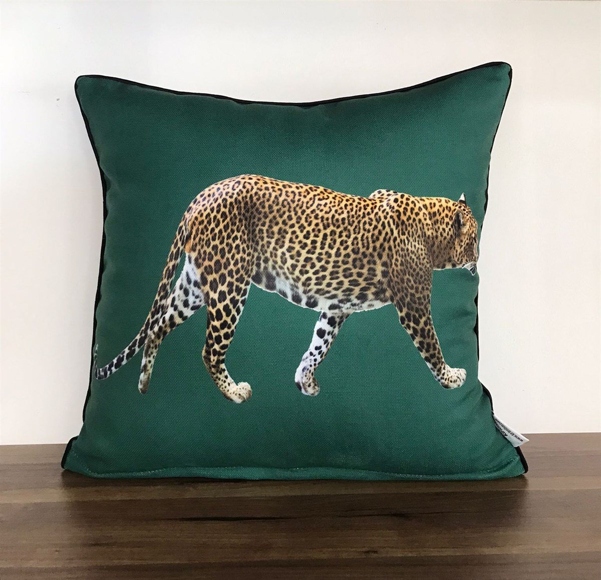 E812A YEŞİL ZEMİN SİYAH BİYELİ LEOPAR
