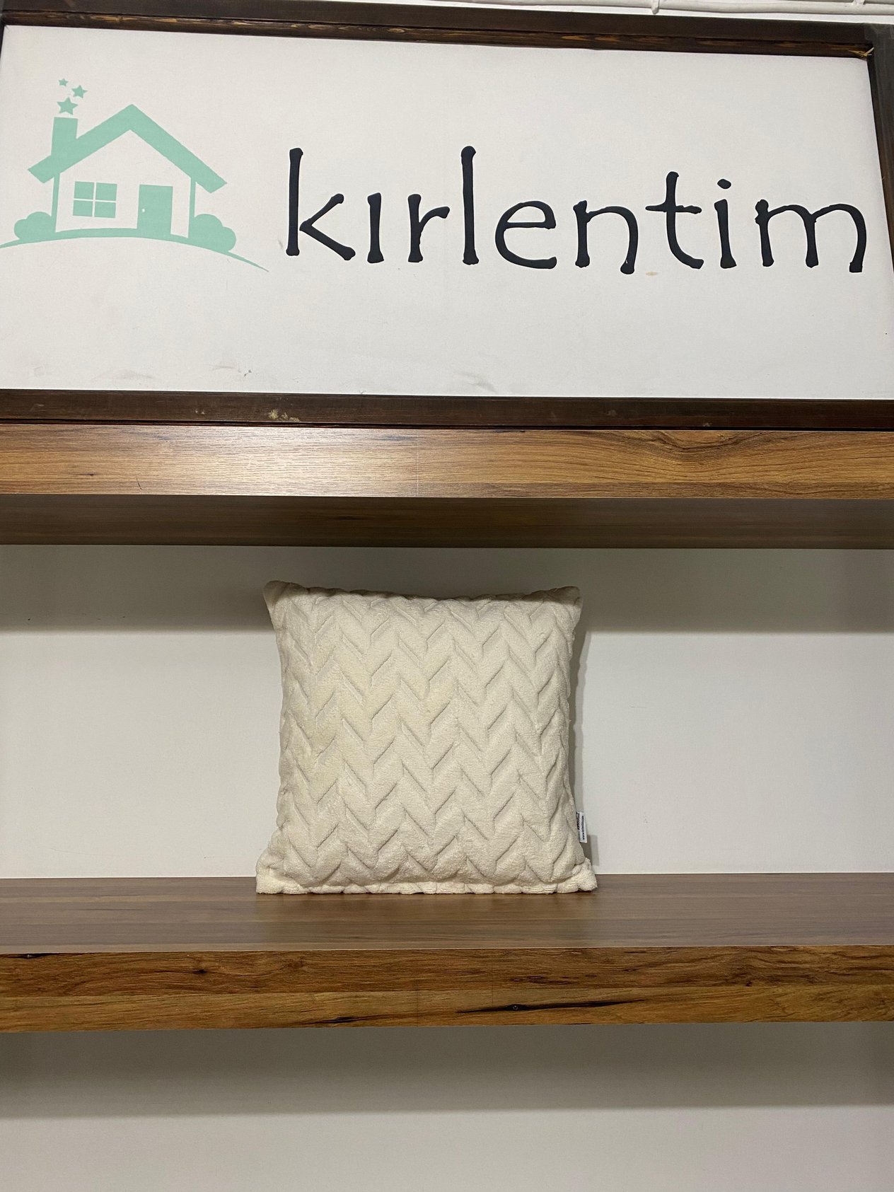 KREM RENK ÇAVUŞ DESEN BOHEM PUNCH İŞLEMELİ