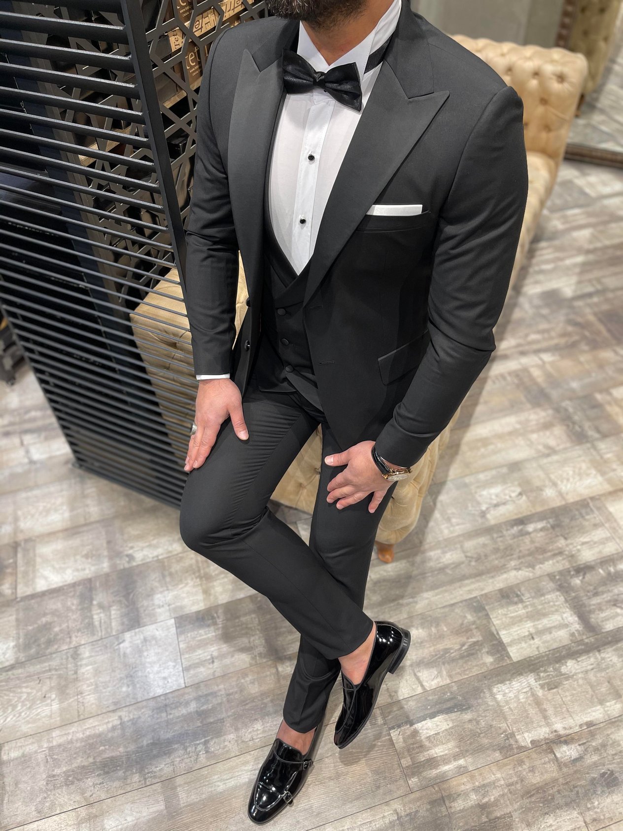 Siyah Slim Fit Kırlangıç Yaka Smokin HT1025