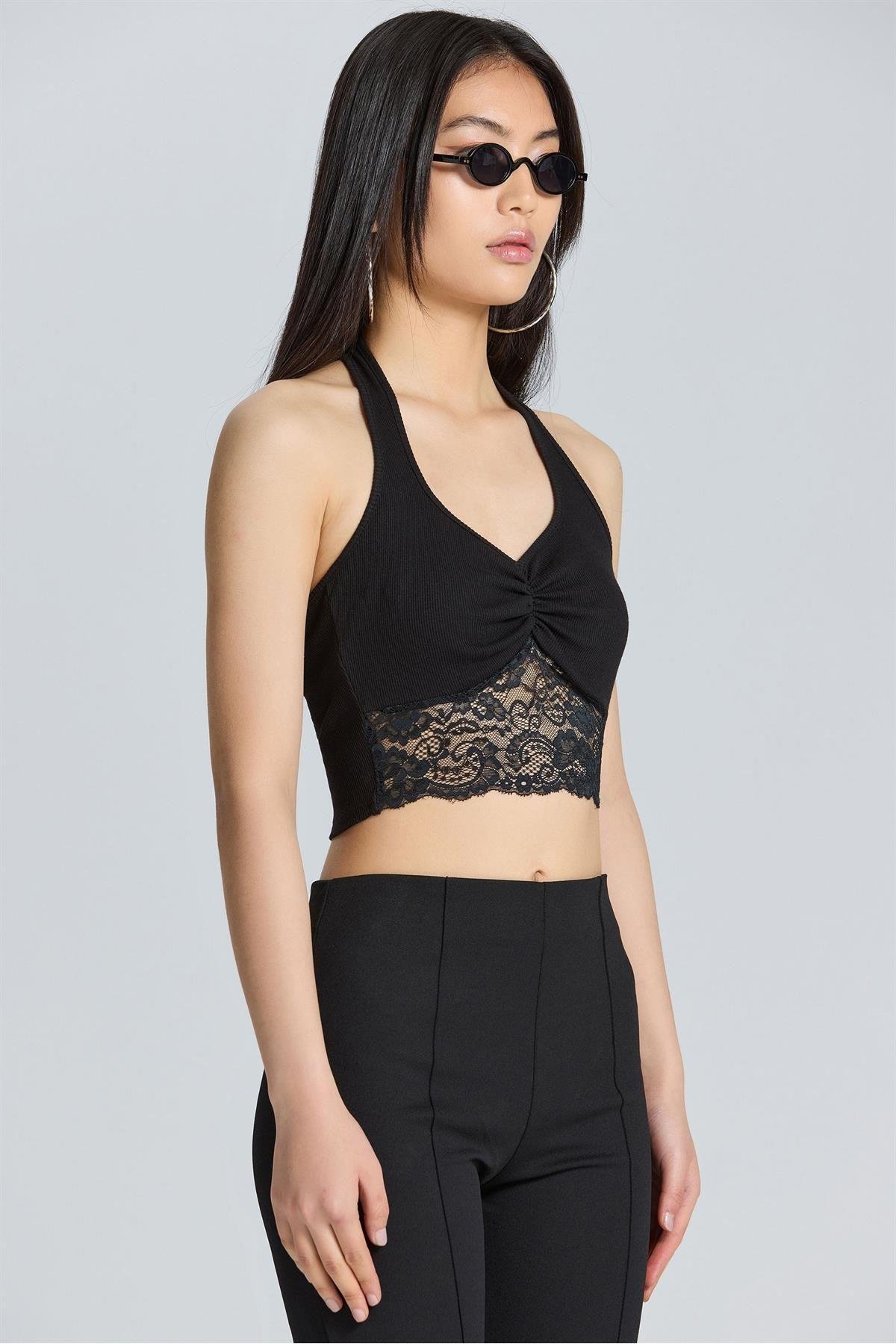 2549 Dantel Detaylı Siyah Crop