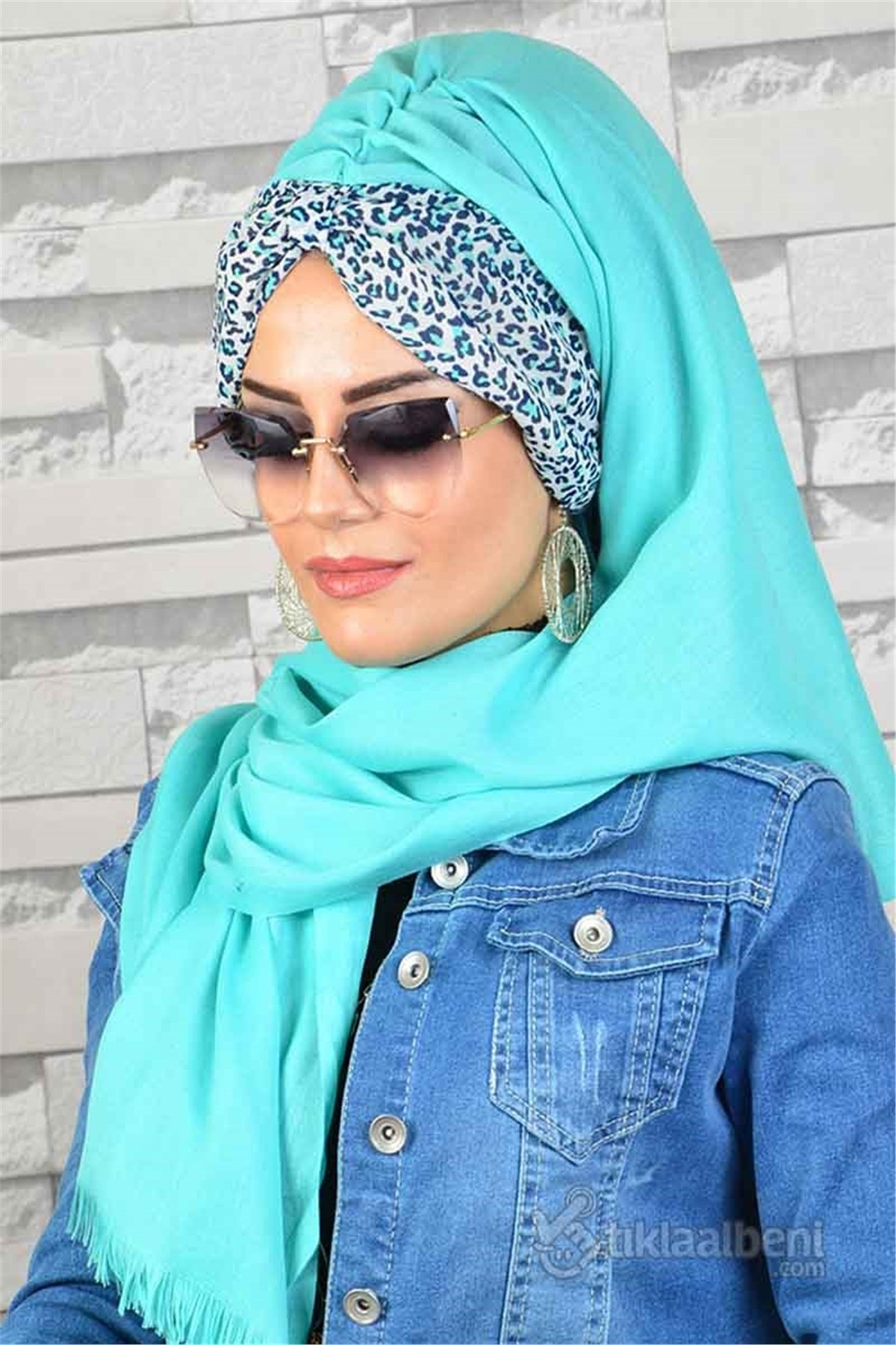 Biritli Mint Lacivert Desenli Bandana Hazır Şal bnd170