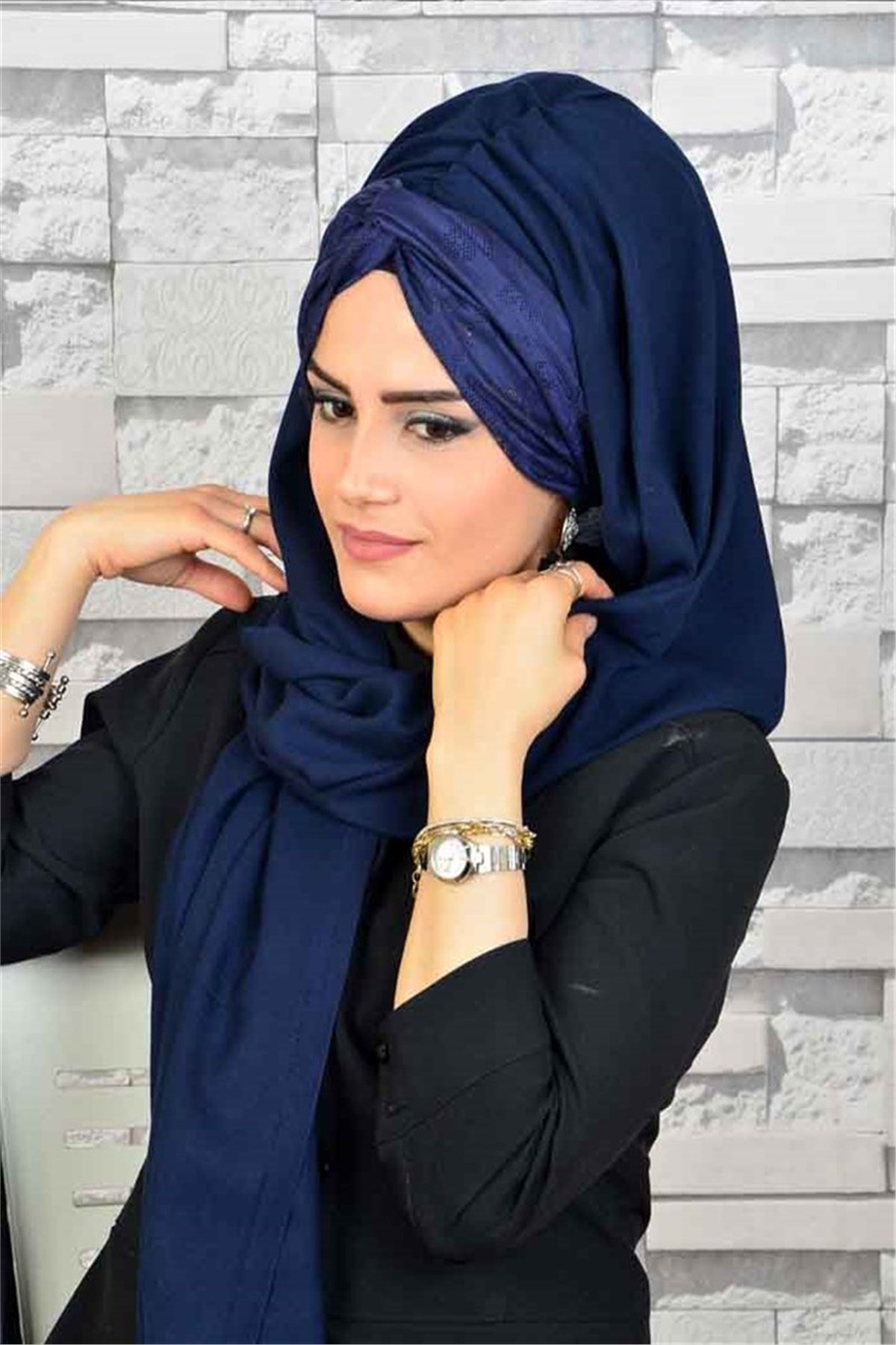 Burgu Lacivert Bandana Hazır Şal BND3022