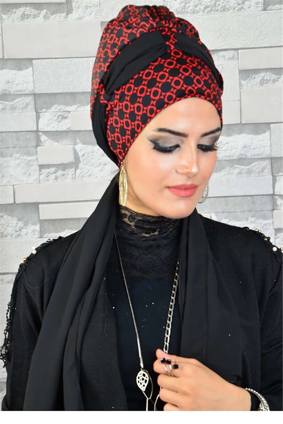 Desenli Kırmızı Siyah Fularlı  Bone tb2035