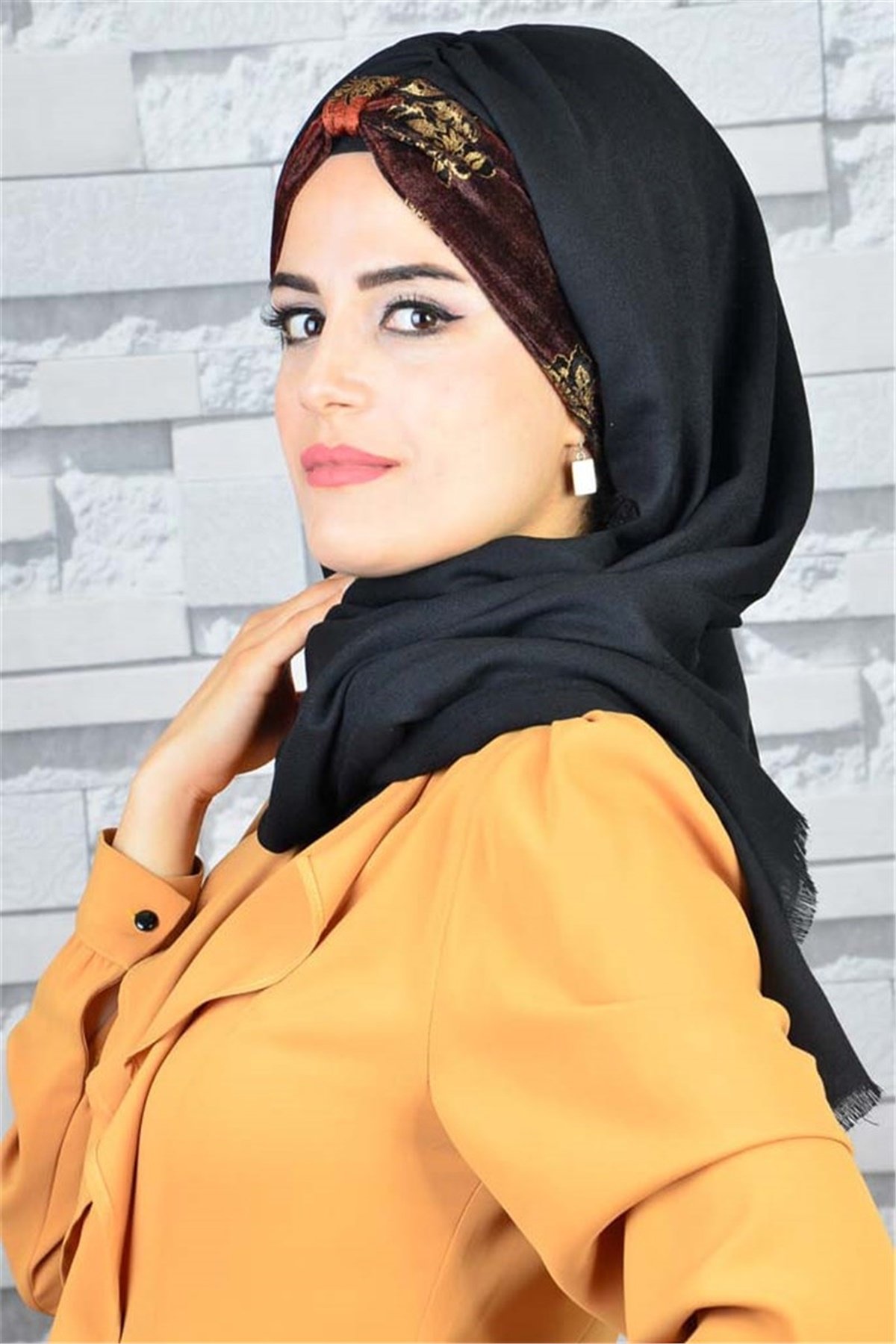 Kadife Desenli Koton Bandana Bone Şal BND016
