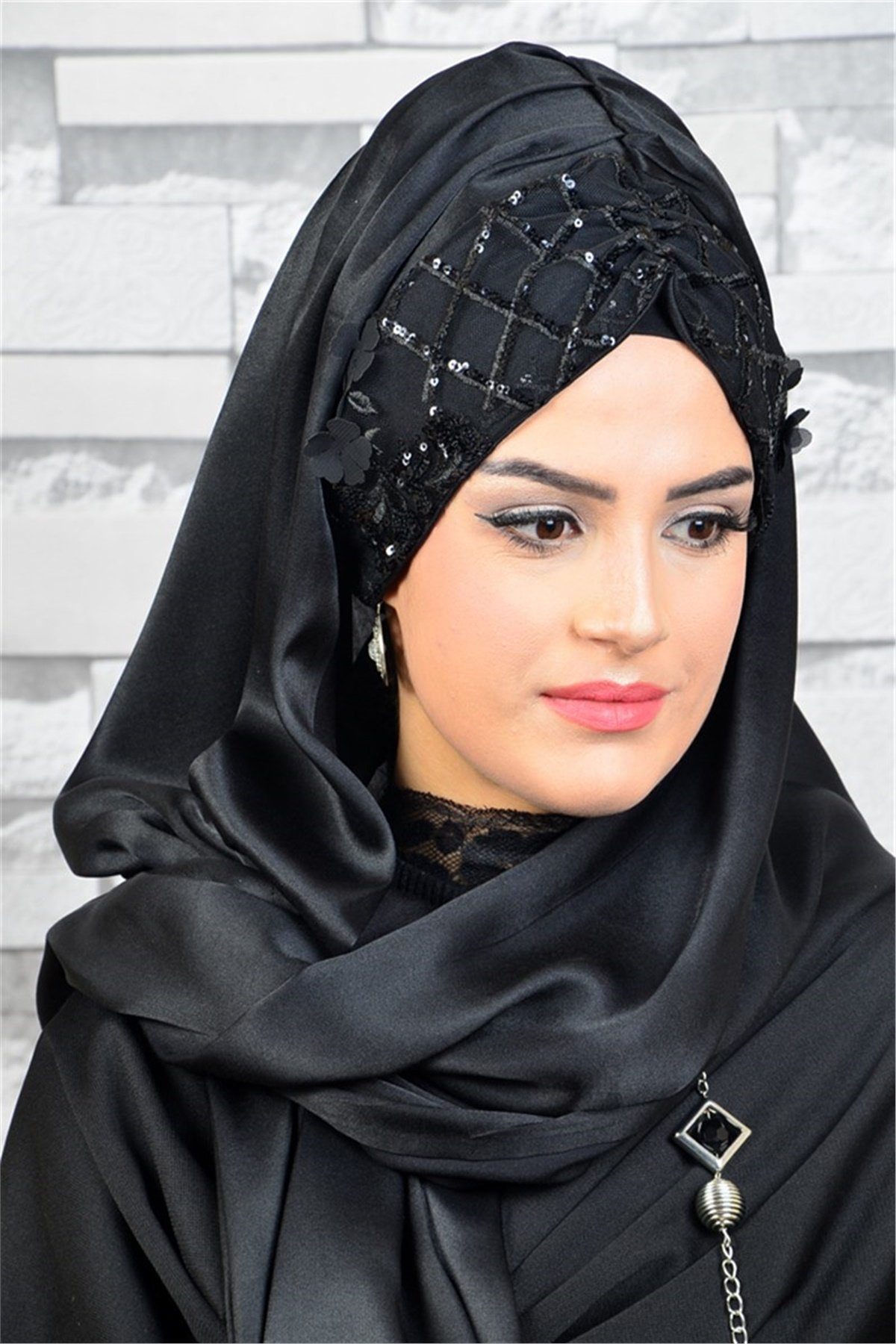 Payetli Siyah Bandana Pratik Şal BND6013