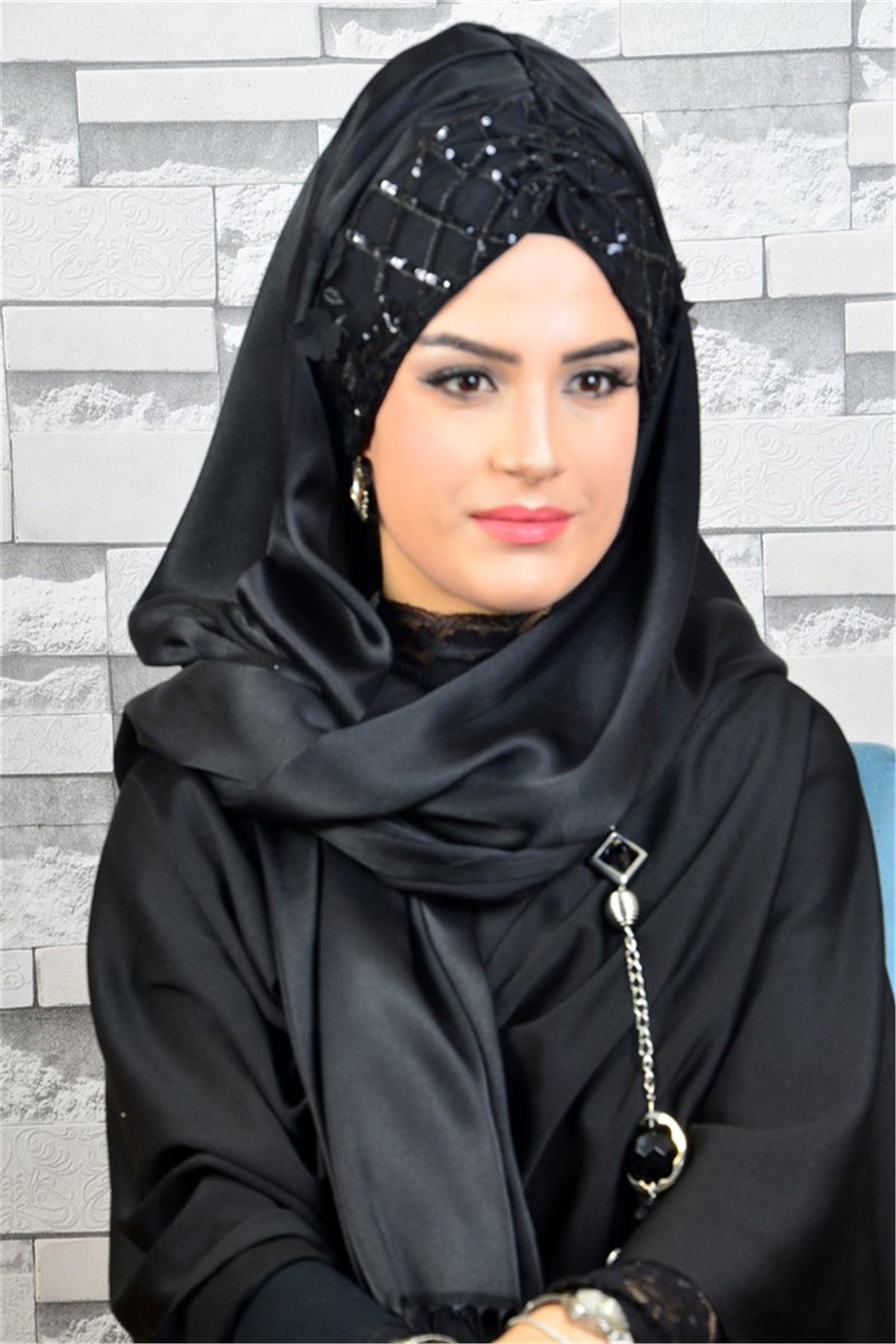 Payetli Siyah Bandana Pratik Şal BND6013
