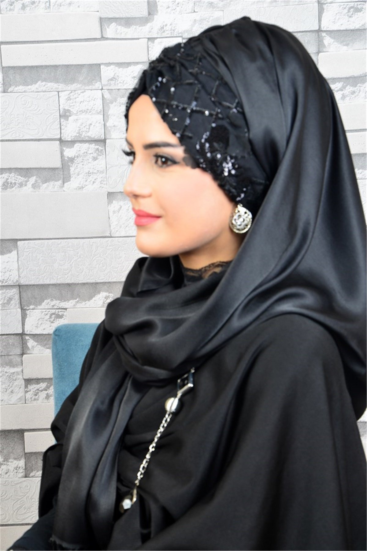 Payetli Siyah Bandana Pratik Şal BND6013
