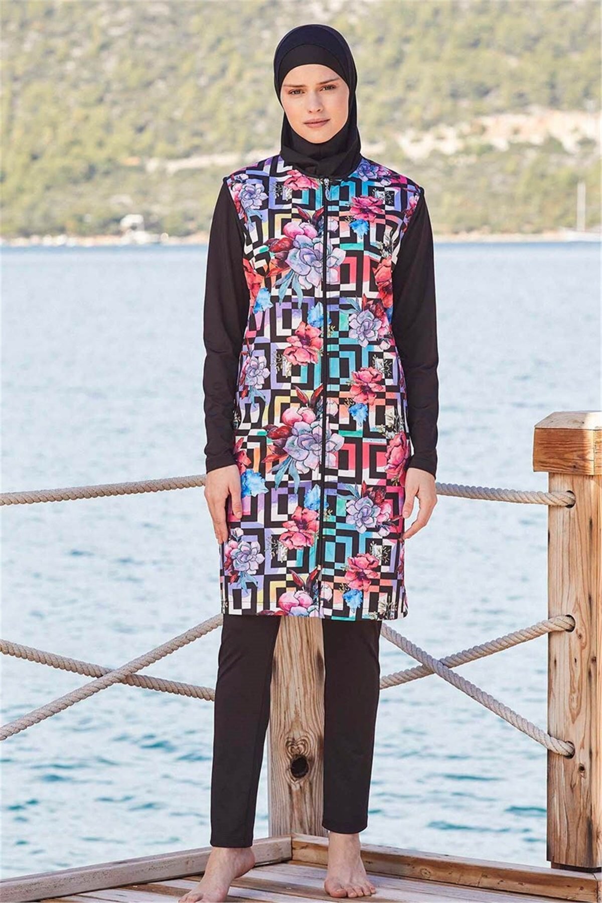 Renkli Desenli Tam Kapalı Tesettür Mayo T0413
