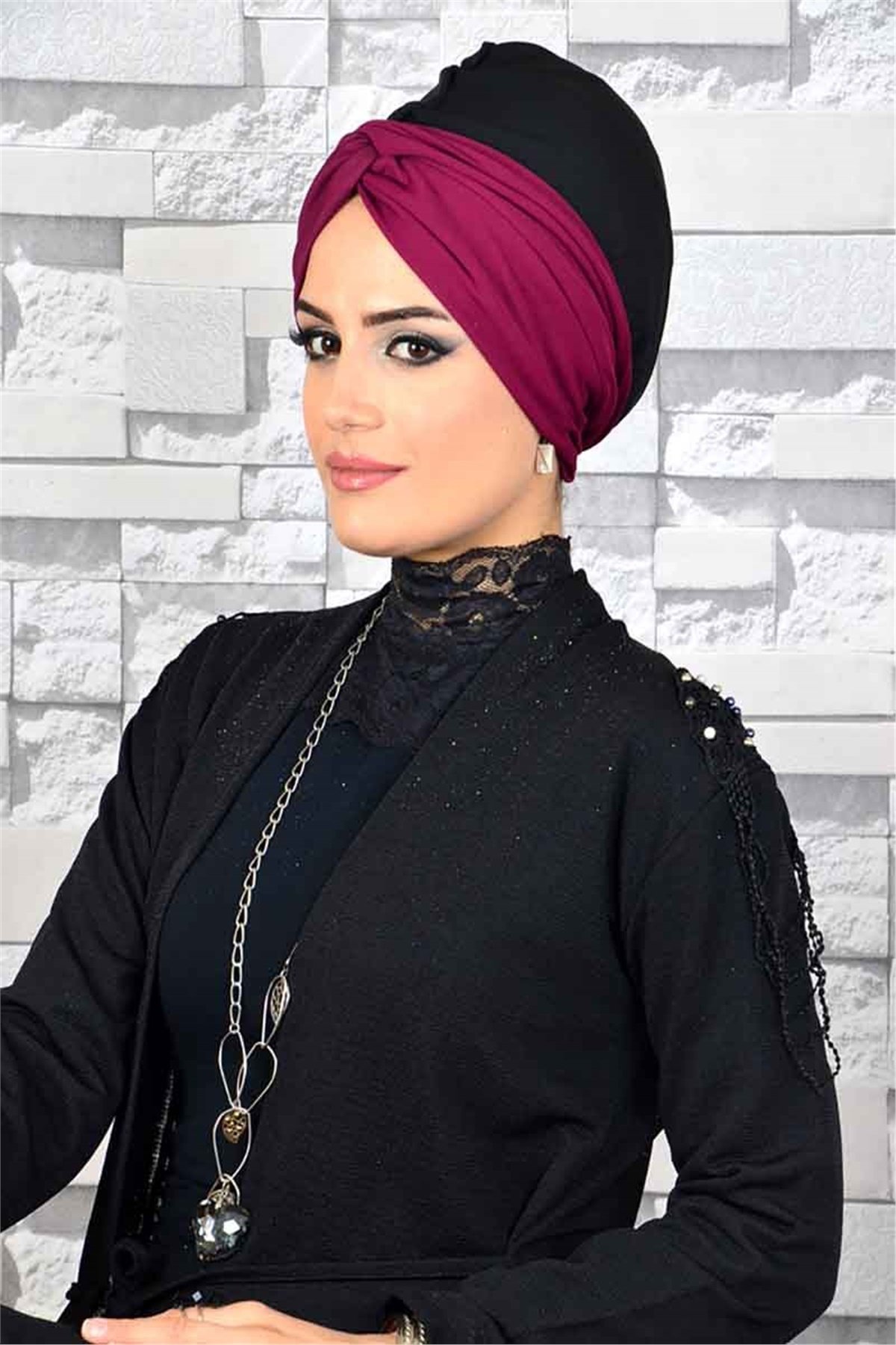 Şarabi Siyah Tesettür Bone Burgu Bone tb1038