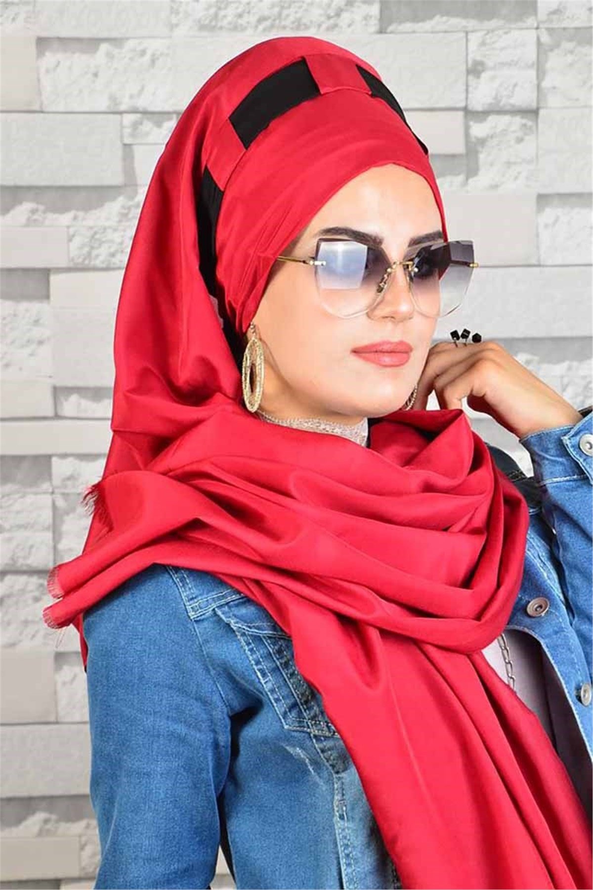 Siyah Kırmızı Hazır Türban bnd8033